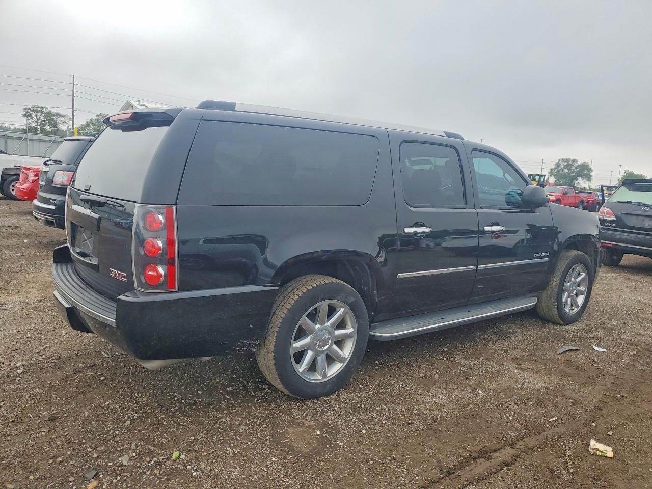 2013 Gmc Yukon Xl Denali Black vin: 1GKS1MEF9DR105118