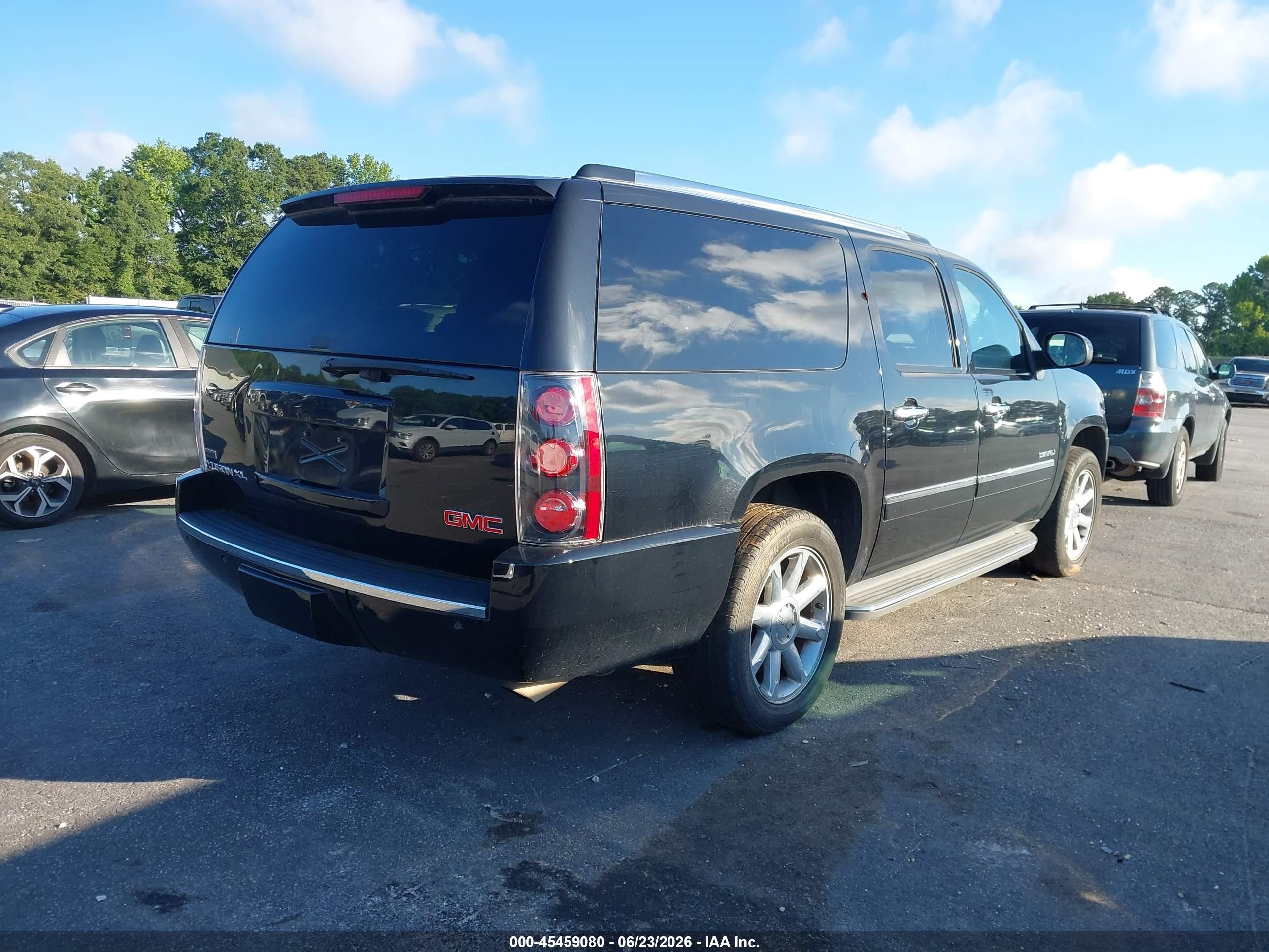 2012 Gmc Yukon Xl 1500 Denali Black vin: 1GKS1MEFXCR282534