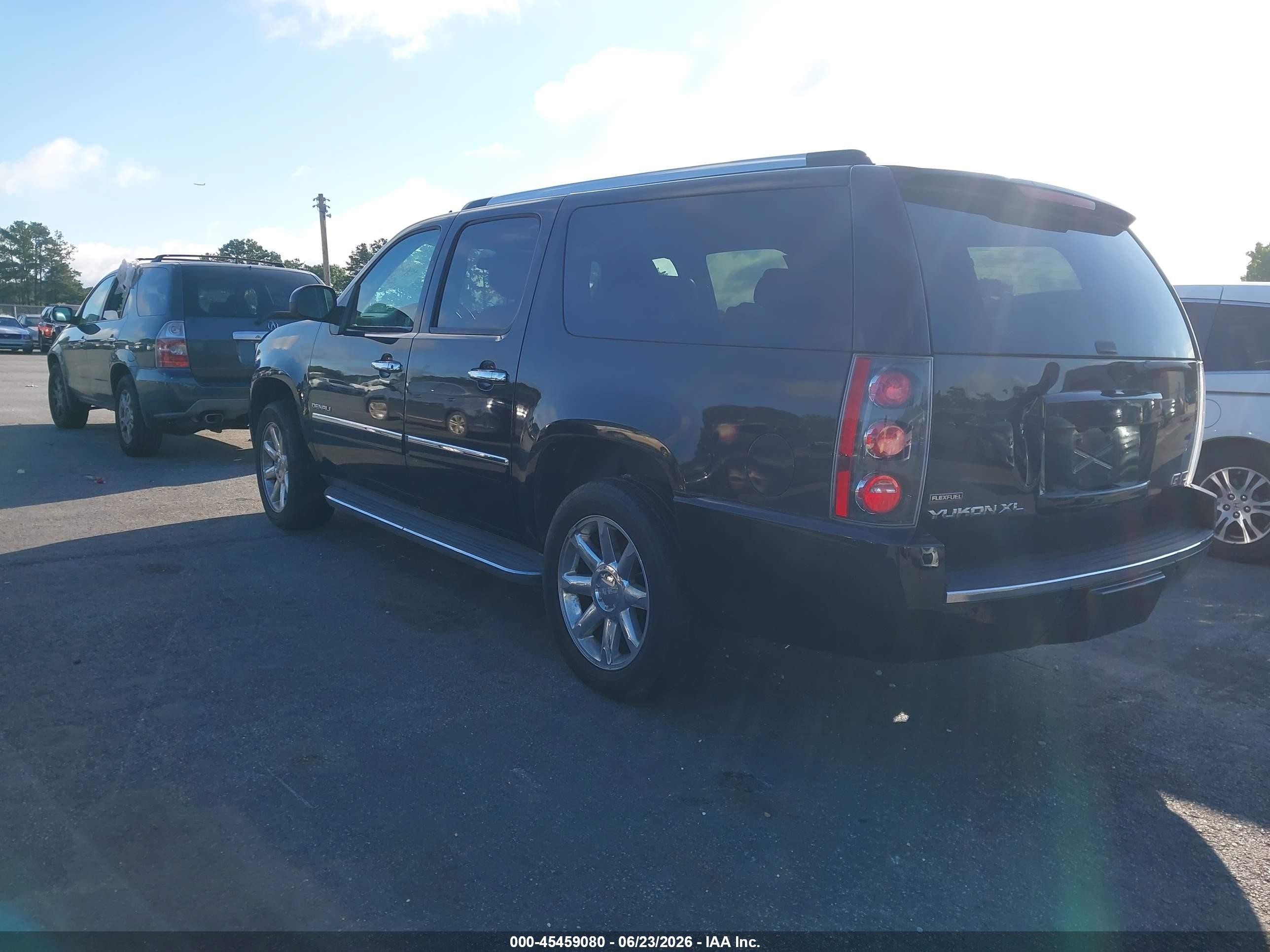 2012 Gmc Yukon Xl 1500 Denali Black vin: 1GKS1MEFXCR282534