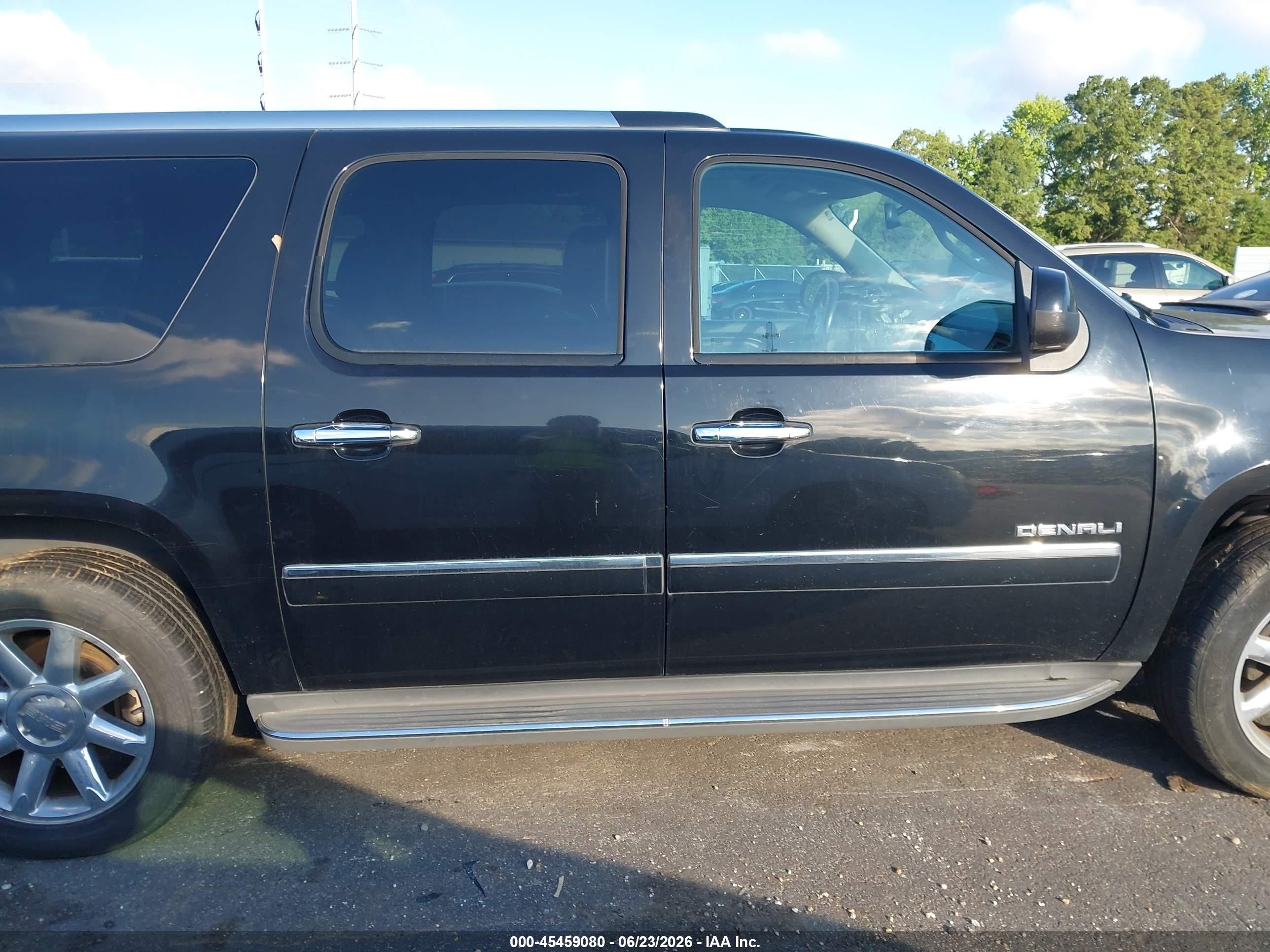 2012 Gmc Yukon Xl 1500 Denali Black vin: 1GKS1MEFXCR282534