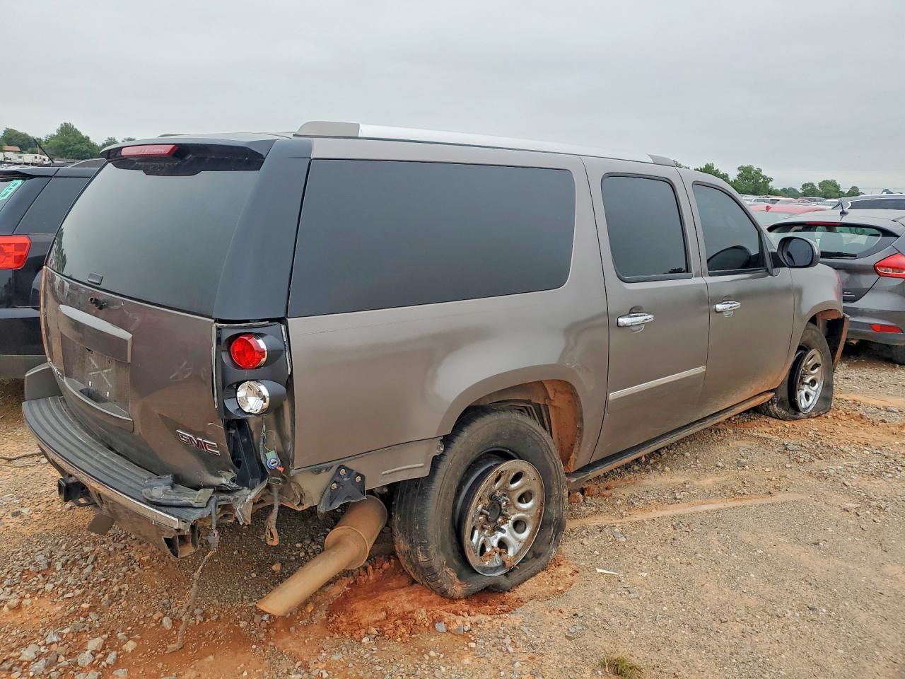 2014 Gmc Yukon Xl Denali Gray vin: 1GKS1MEFXER125198
