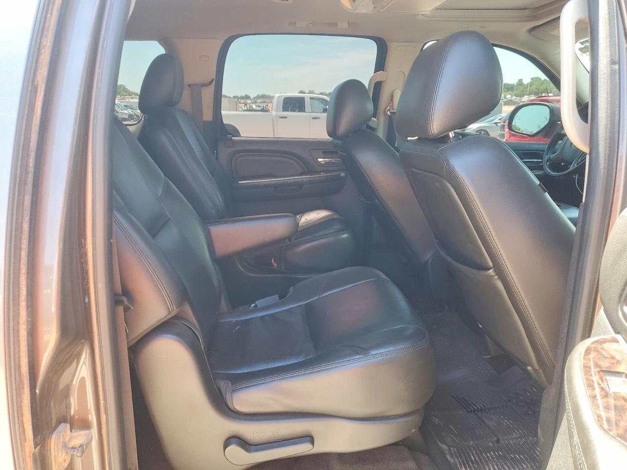 2014 Gmc Yukon Xl Denali Gray vin: 1GKS1MEFXER125198