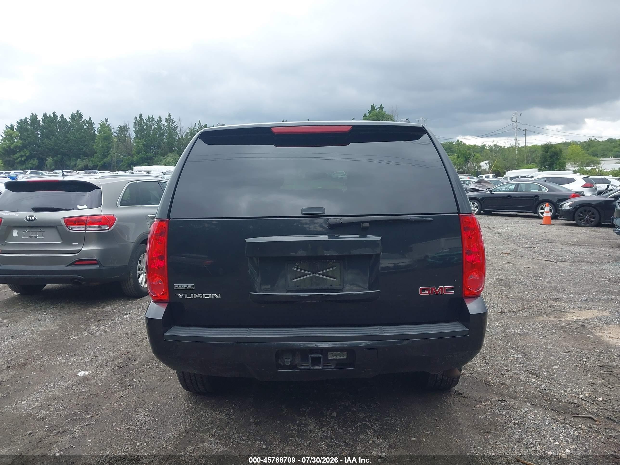 2011 Gmc Yukon Sle Black vin: 1GKS2AE01BR167729