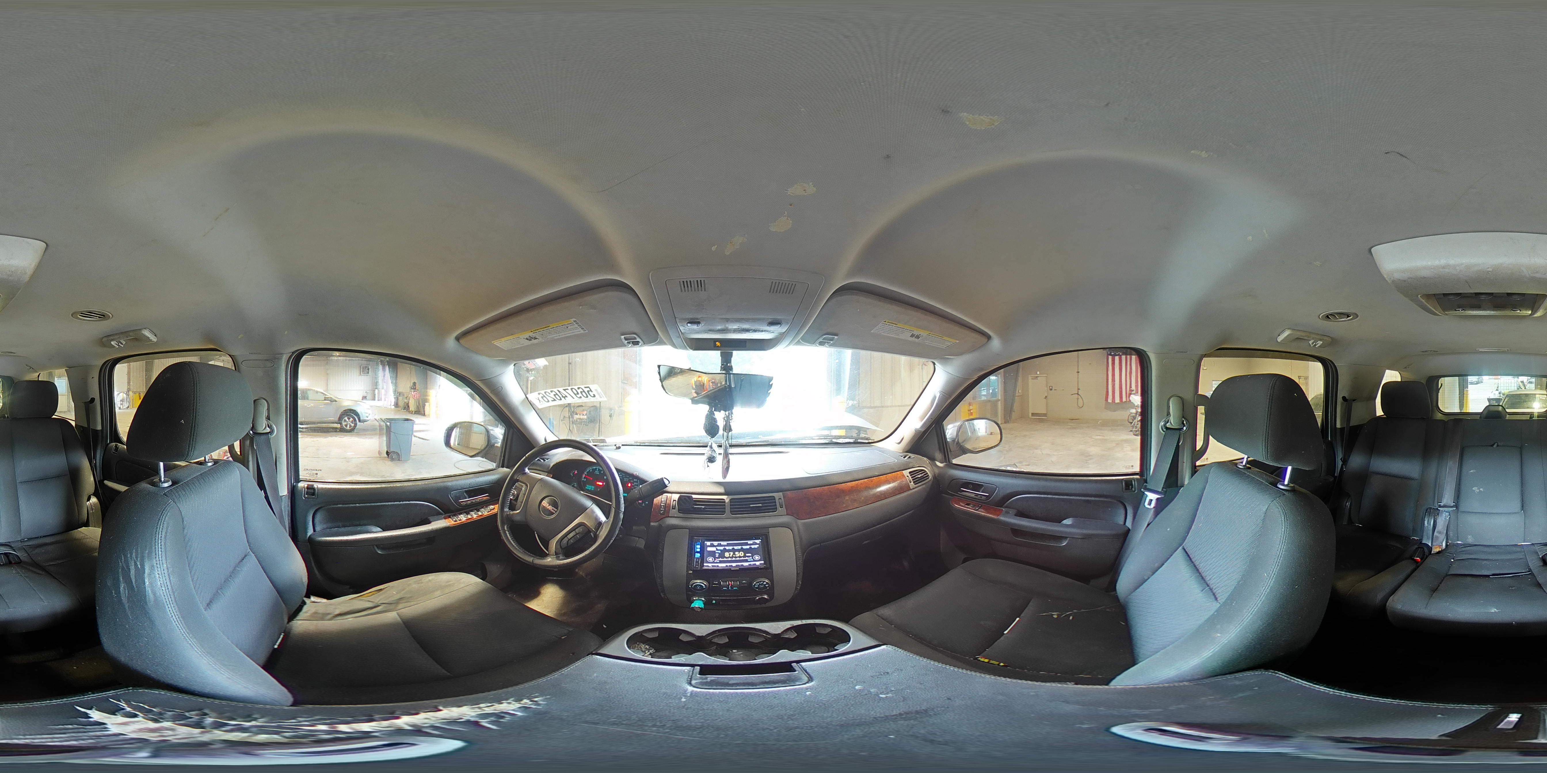 2013 Gmc Yukon Sle Серебряный vin: 1GKS2AE01DR304283