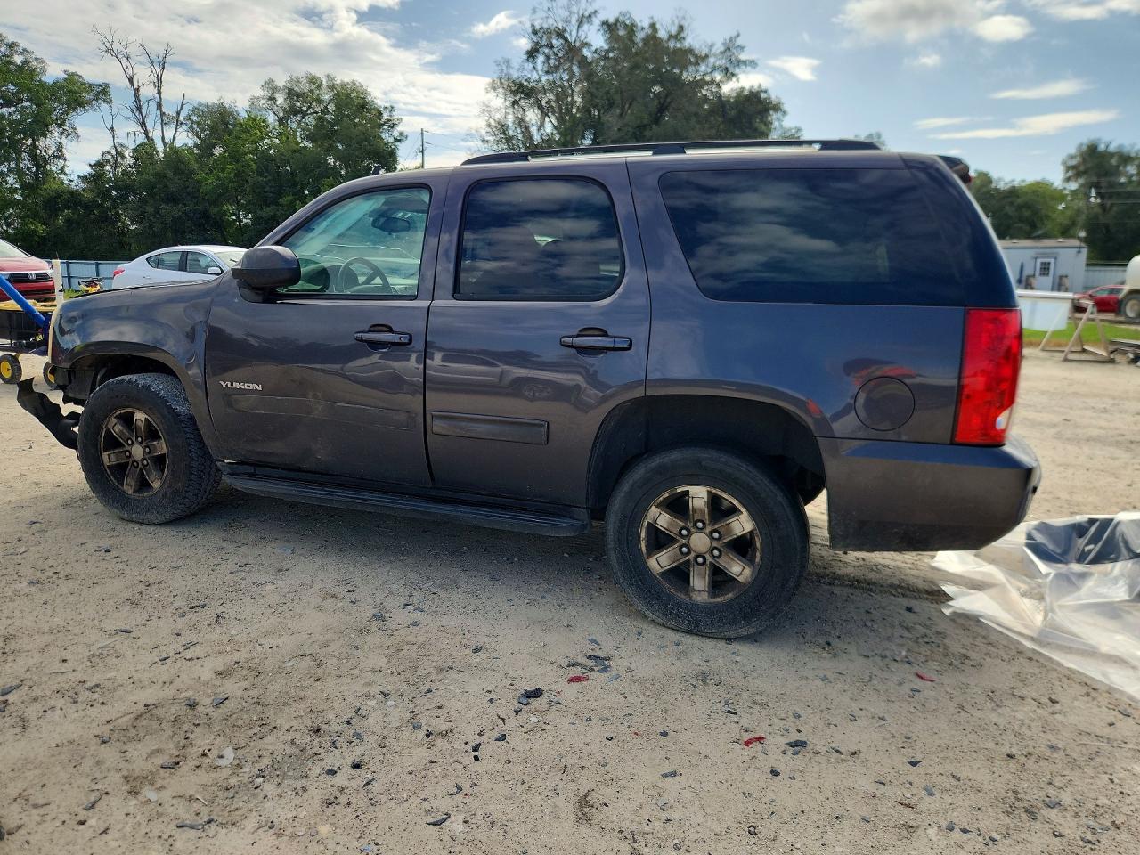 2011 Gmc Yukon Sle Gray vin: 1GKS2AE03BR130519
