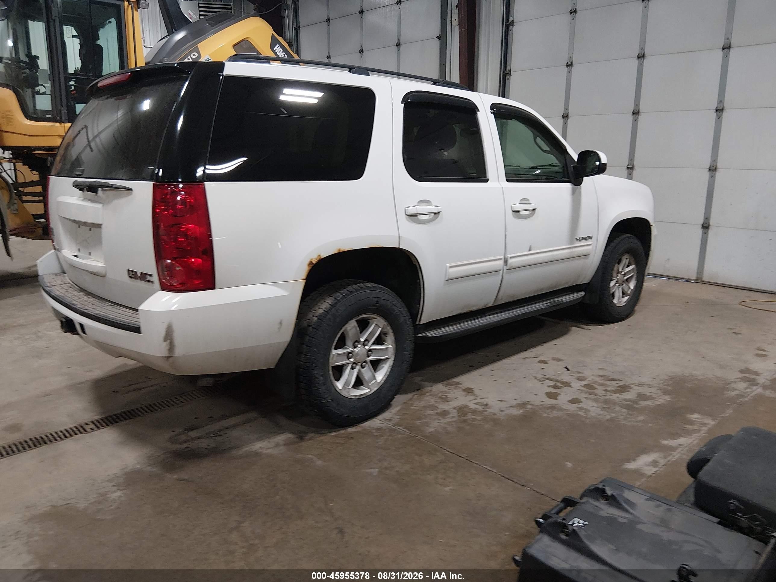 2011 Gmc Yukon Sle White vin: 1GKS2AE03BR229874