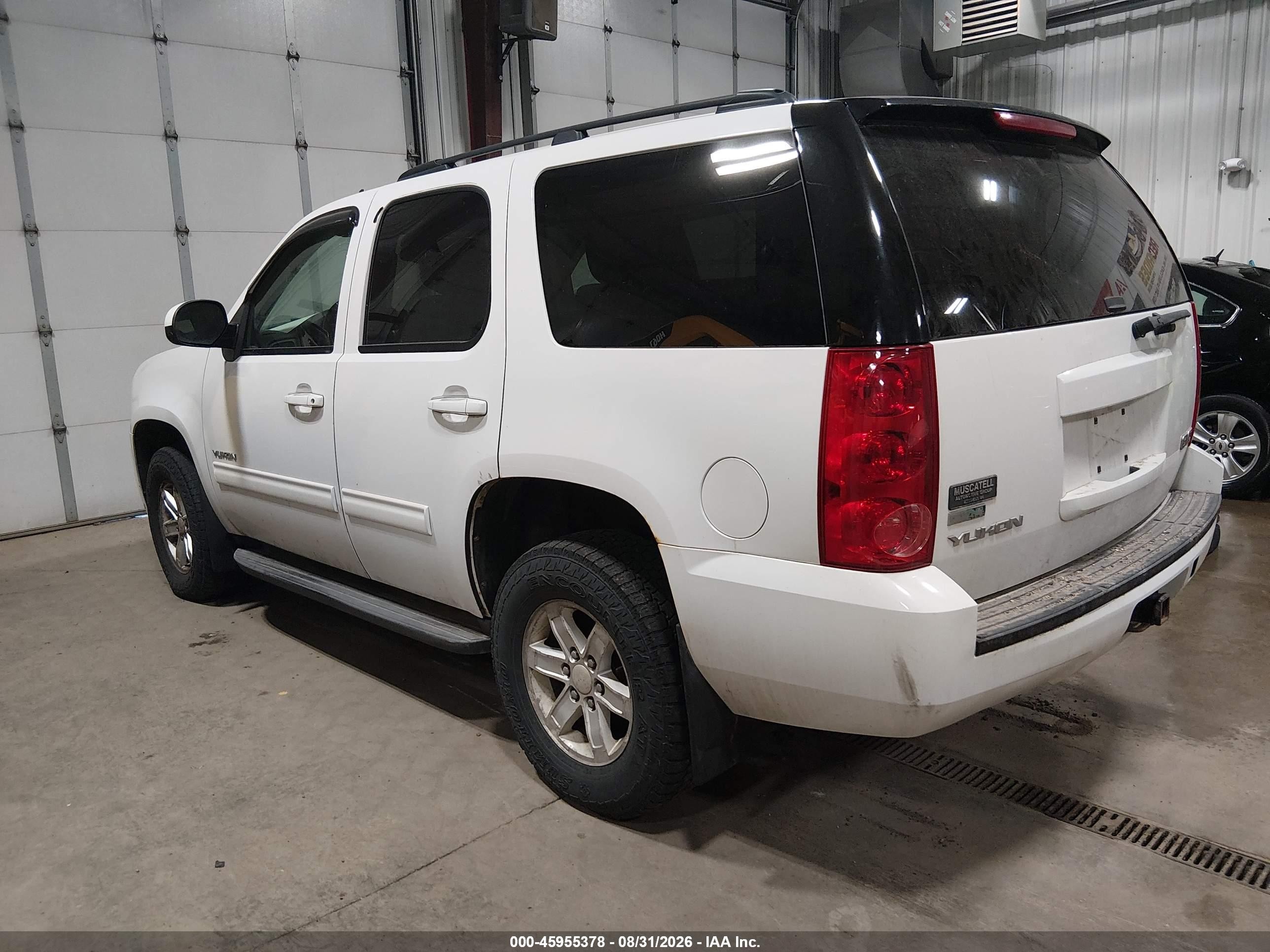 2011 Gmc Yukon Sle White vin: 1GKS2AE03BR229874
