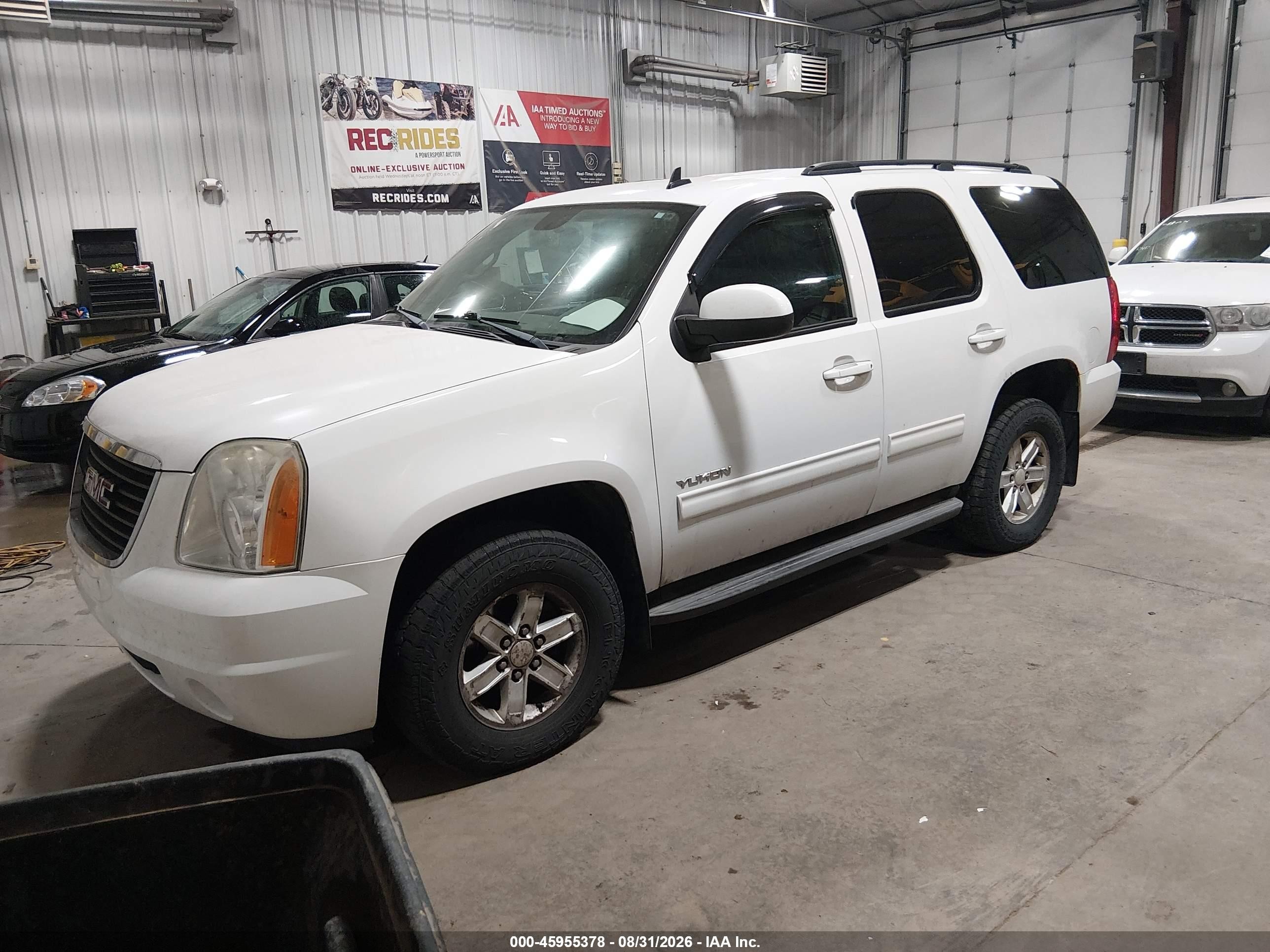 2011 Gmc Yukon Sle White vin: 1GKS2AE03BR229874