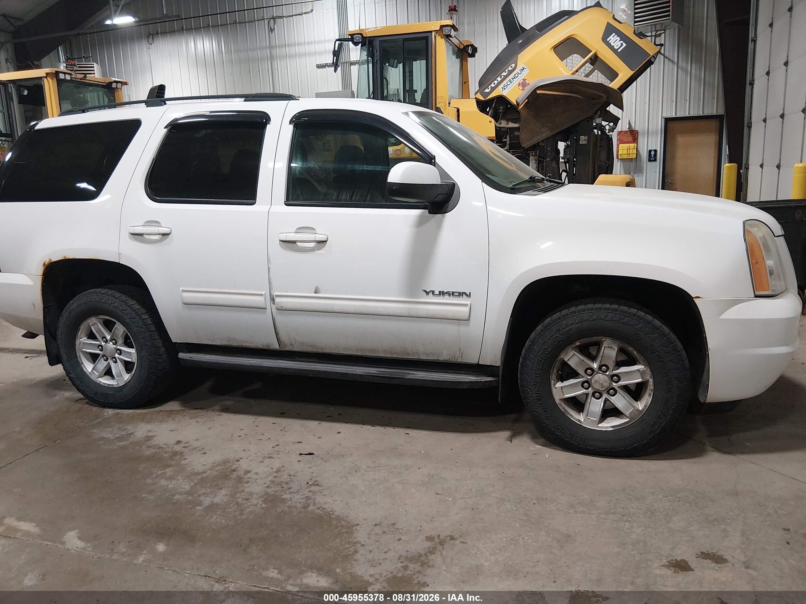 2011 Gmc Yukon Sle White vin: 1GKS2AE03BR229874