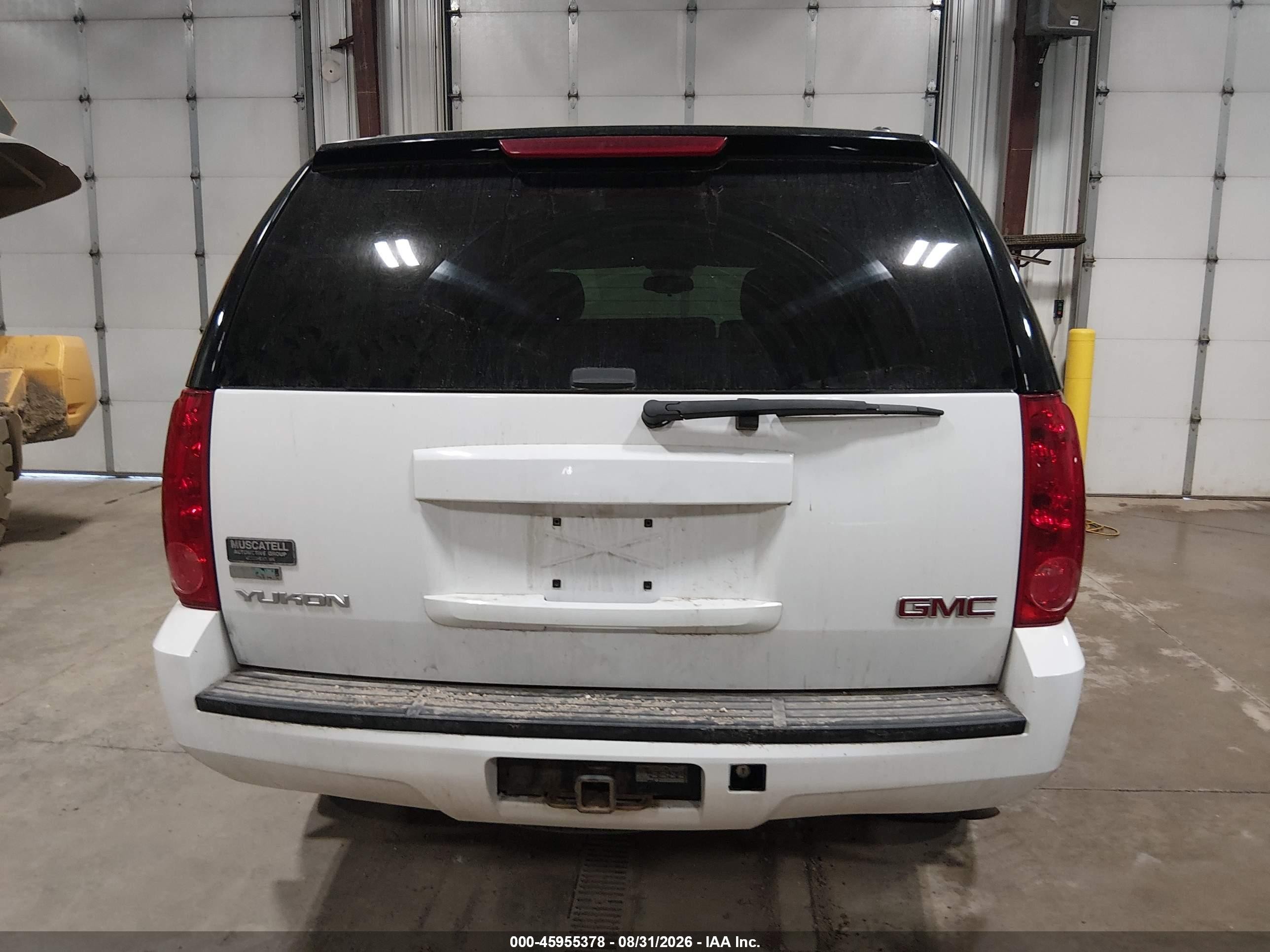 2011 Gmc Yukon Sle White vin: 1GKS2AE03BR229874