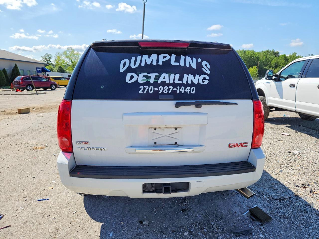 2011 Gmc Yukon Sle White vin: 1GKS2AE07BR231434
