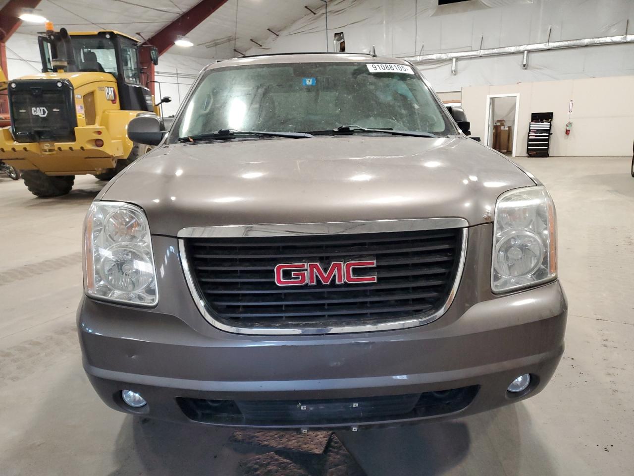 2013 Gmc Yukon Sle Tan vin: 1GKS2AE08DR149103