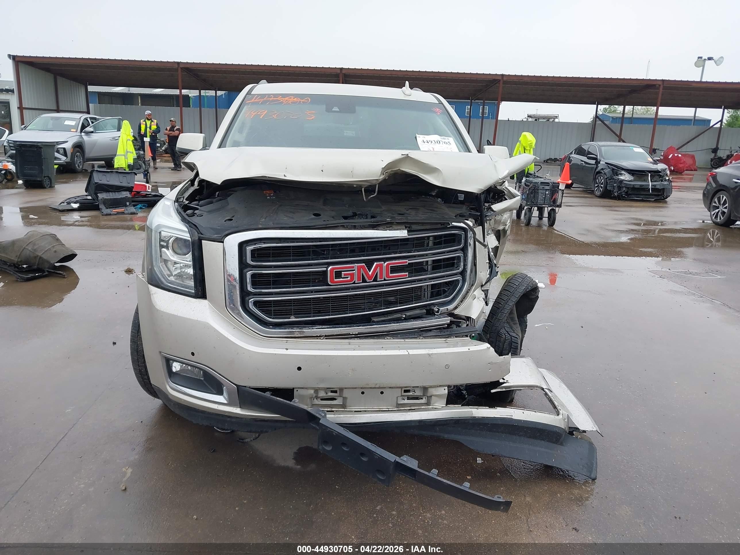 2015 Gmc Yukon Sle Бежевый vin: 1GKS2AEC2FR611037