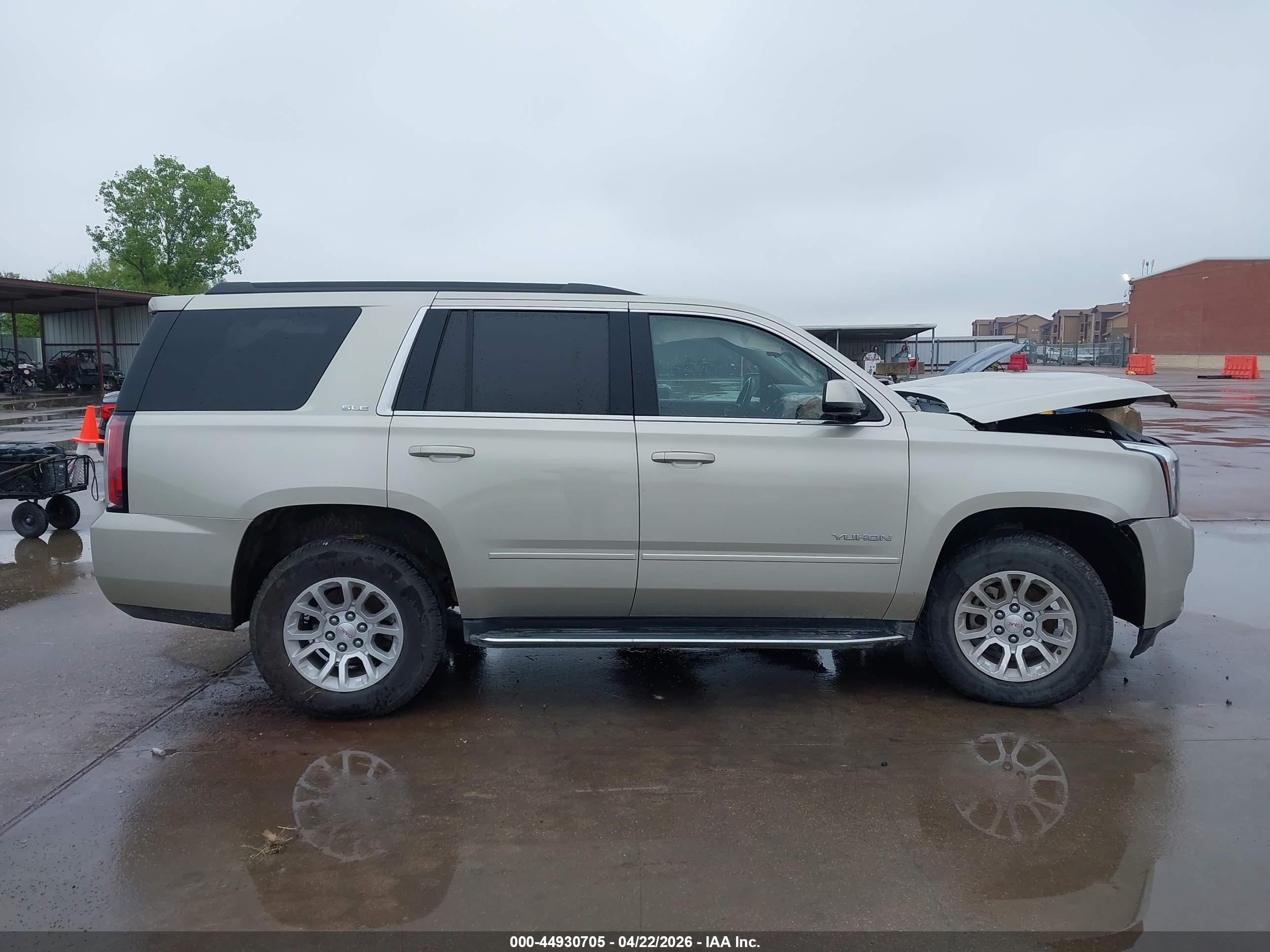 2015 Gmc Yukon Sle Бежевый vin: 1GKS2AEC2FR611037