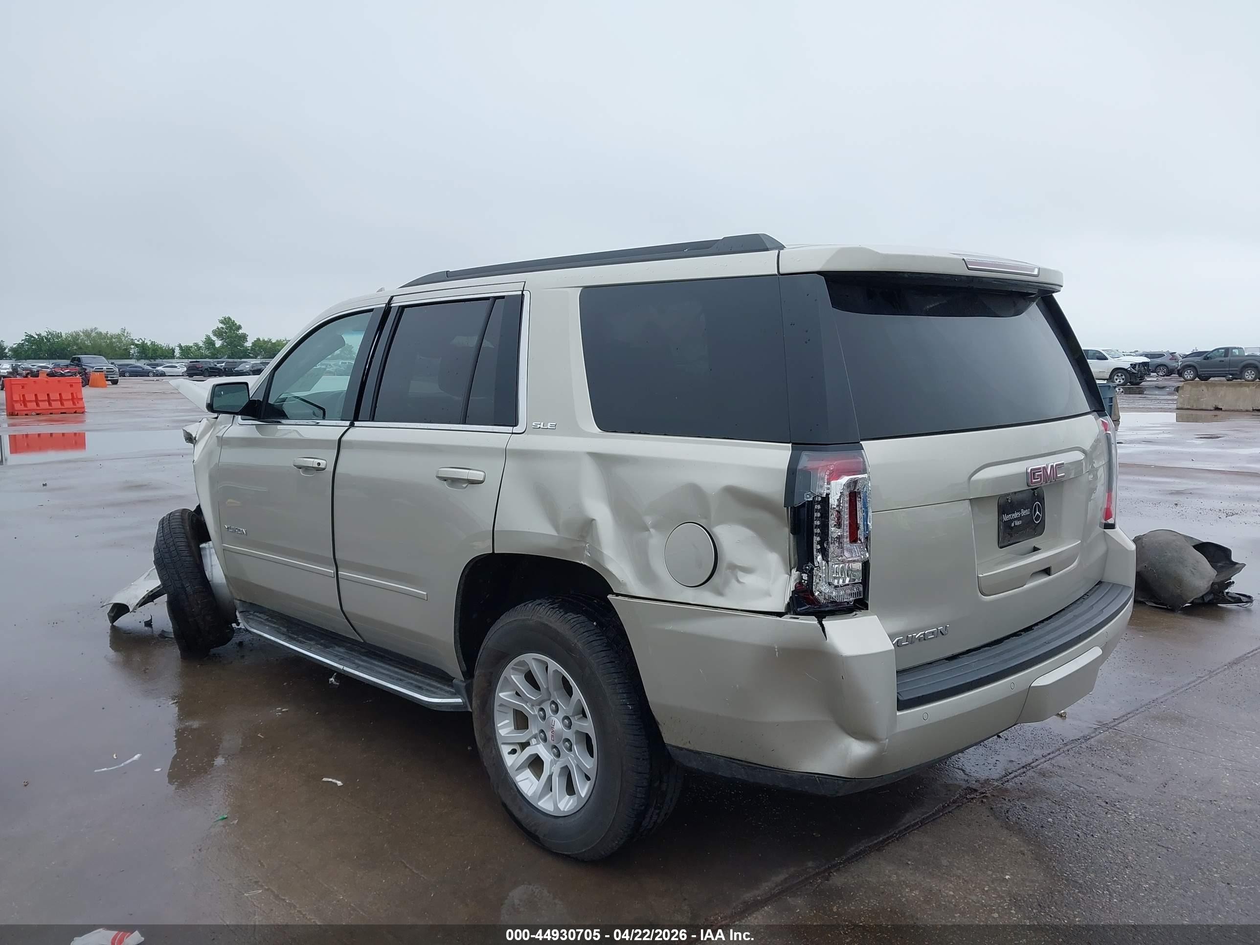 2015 Gmc Yukon Sle Бежевый vin: 1GKS2AEC2FR611037