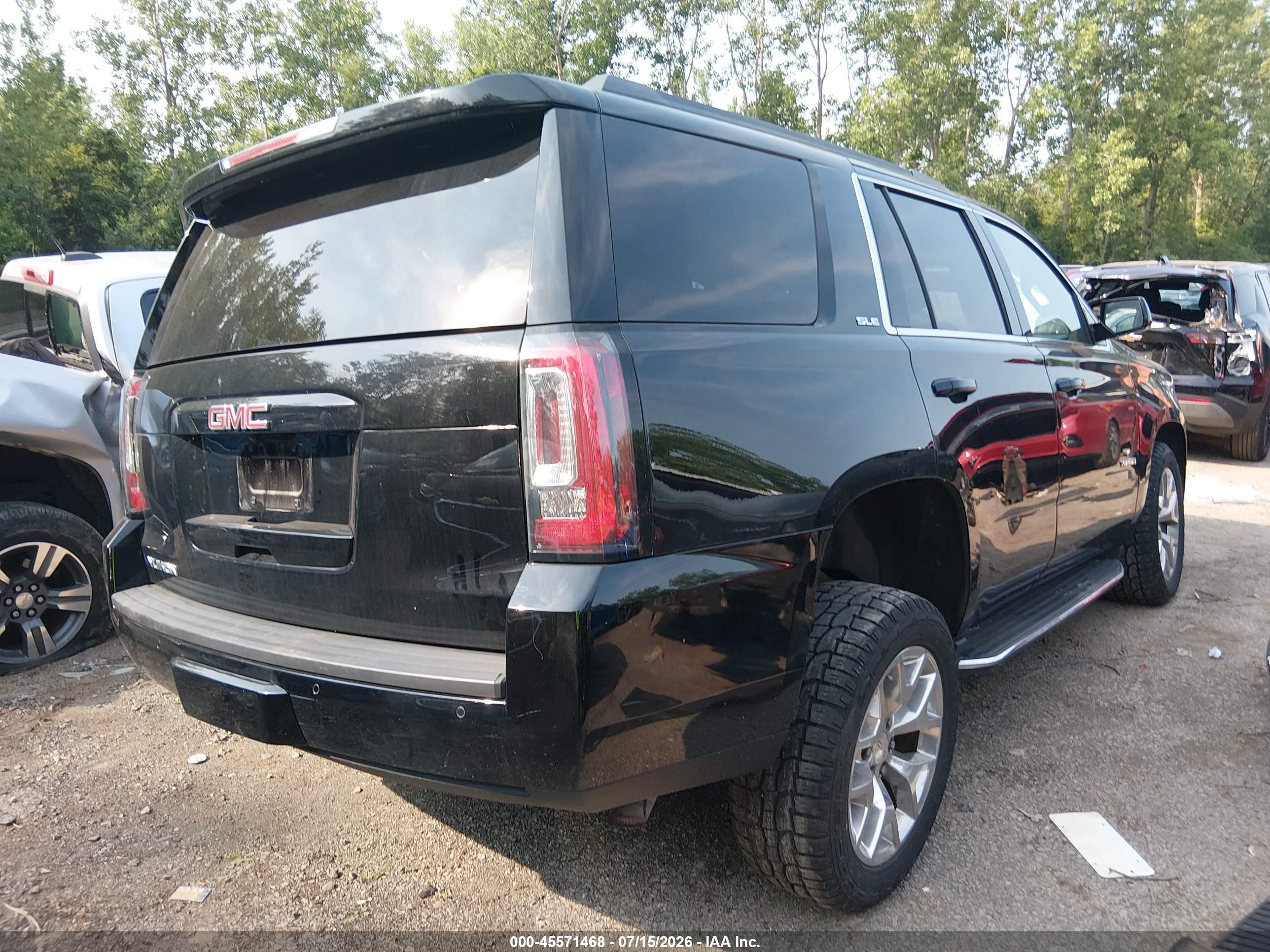 2017 Gmc Yukon Sle Черный vin: 1GKS2AKC2HR343064