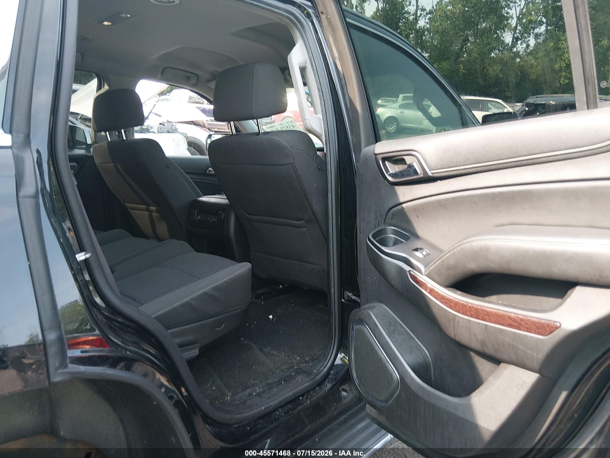 2017 Gmc Yukon Sle Черный vin: 1GKS2AKC2HR343064