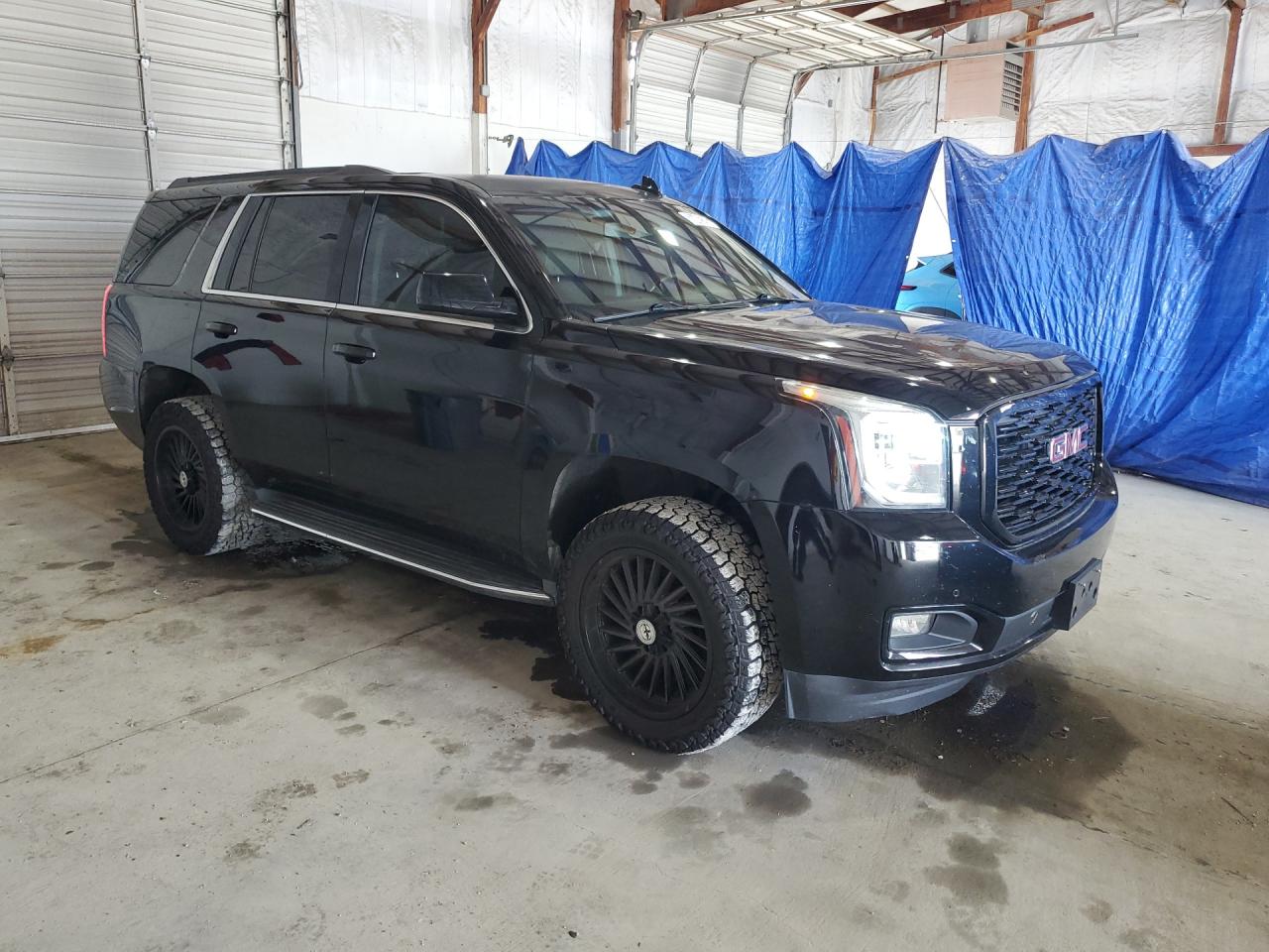 2015 Gmc Yukon Sle Black vin: 1GKS2AKC4FR695933 Damage: Right Rear Wheel, Aftermarket, Acceptable