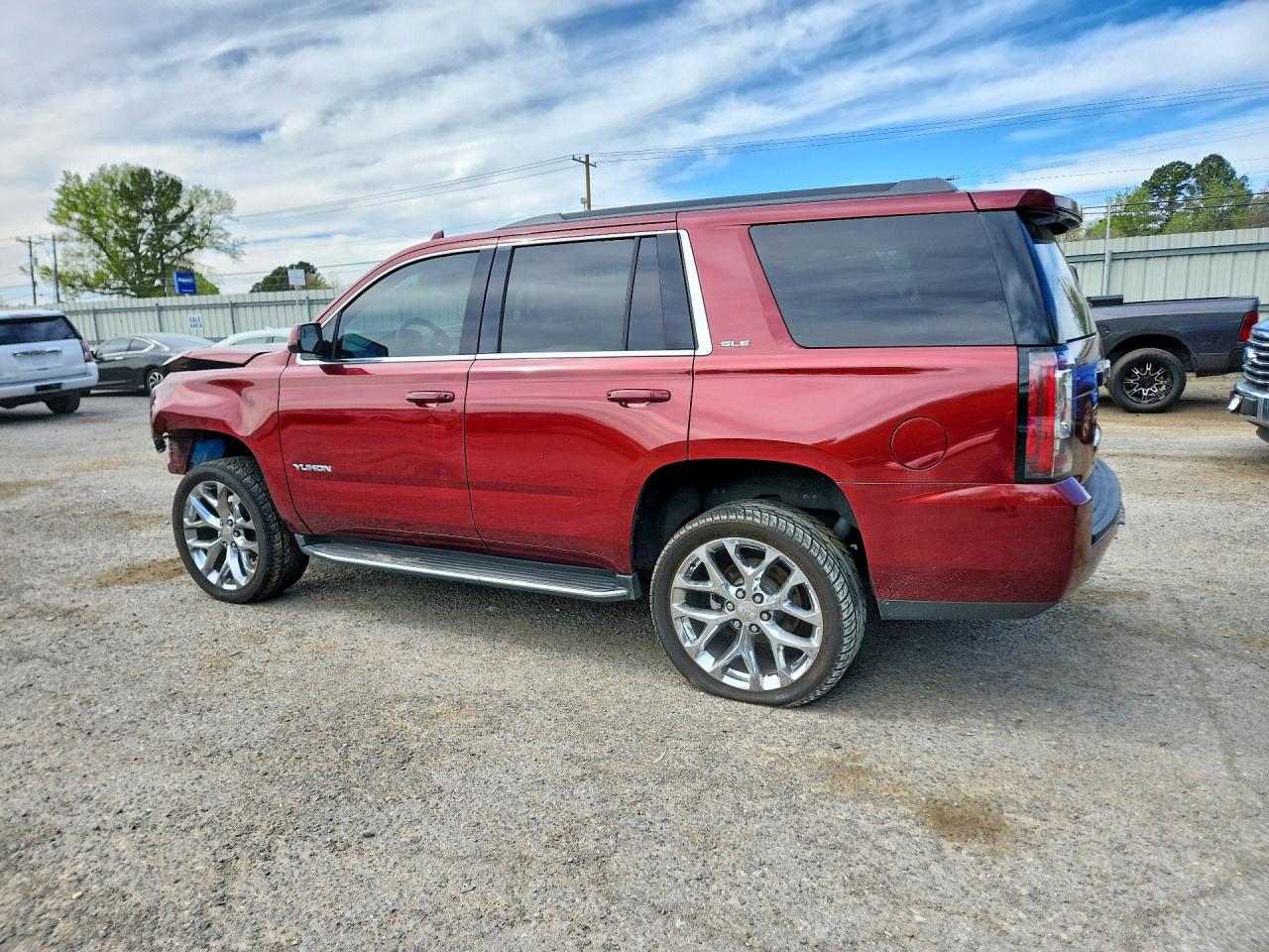 2020 Gmc Yukon Sle Burgundy vin: 1GKS2AKC4LR102955