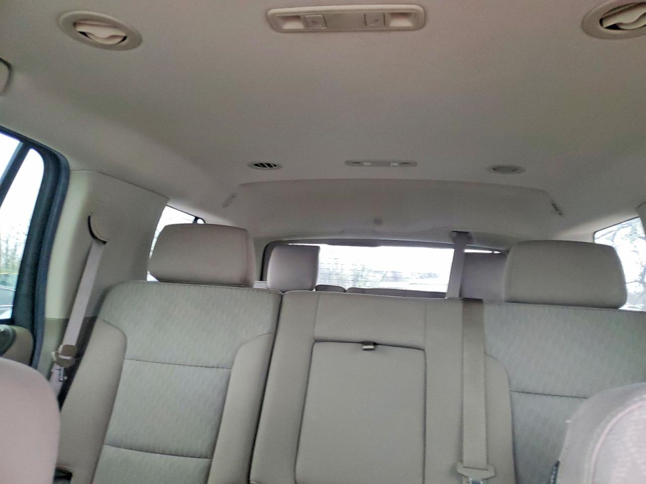 2015 Gmc Yukon Sle Cream vin: 1GKS2AKC5FR642853
