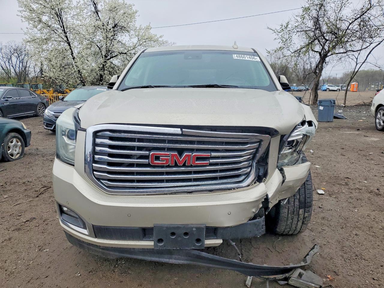 2015 Gmc Yukon Sle Cream vin: 1GKS2AKC5FR642853
