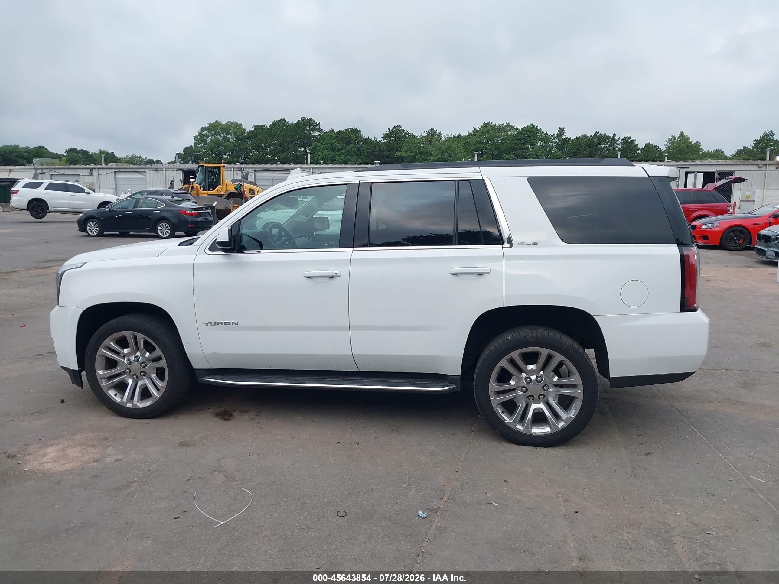 2018 Gmc Yukon Sle White vin: 1GKS2AKC5JR327706