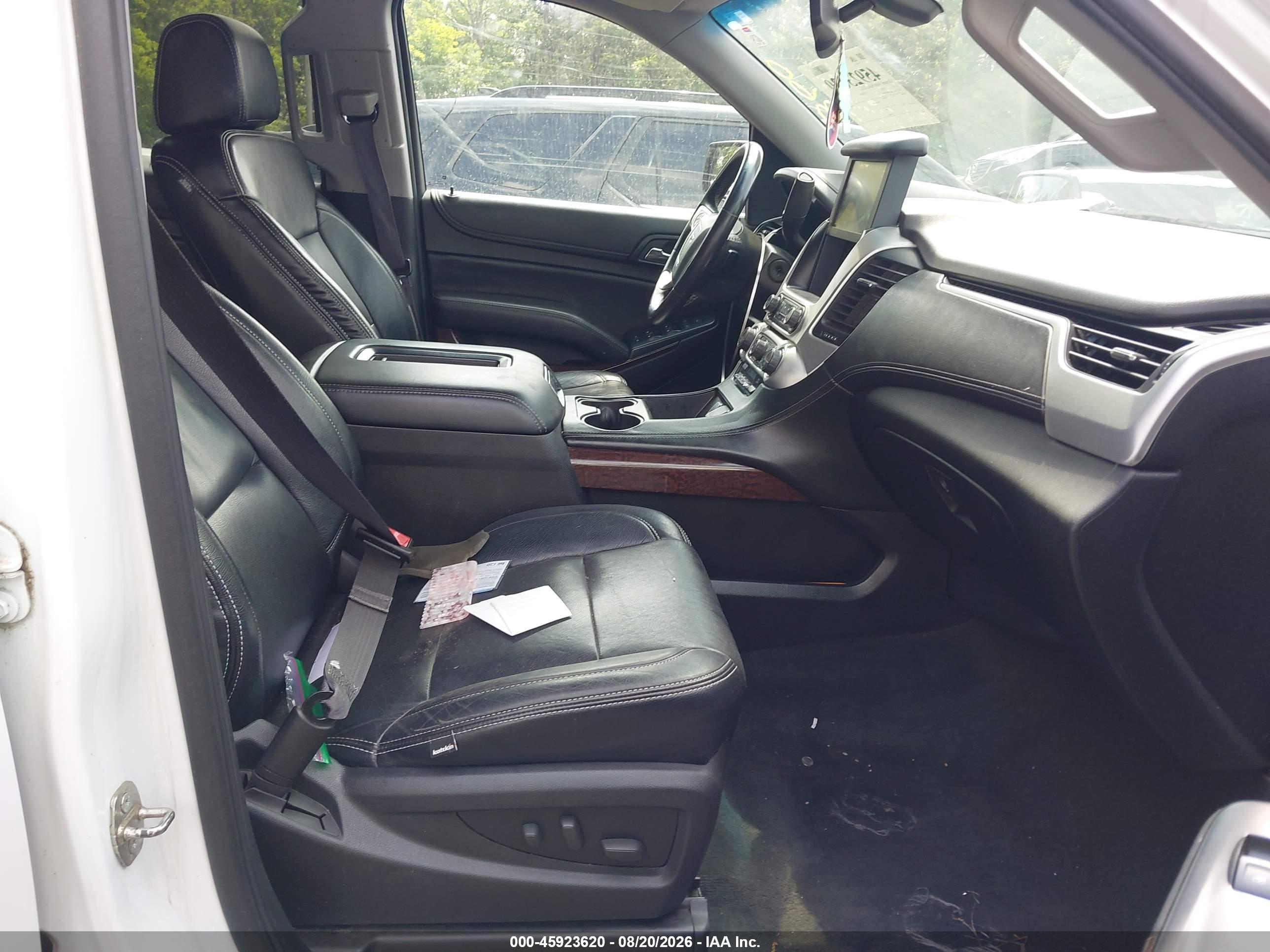 2015 Gmc Yukon Sle White vin: 1GKS2AKC6FR501483