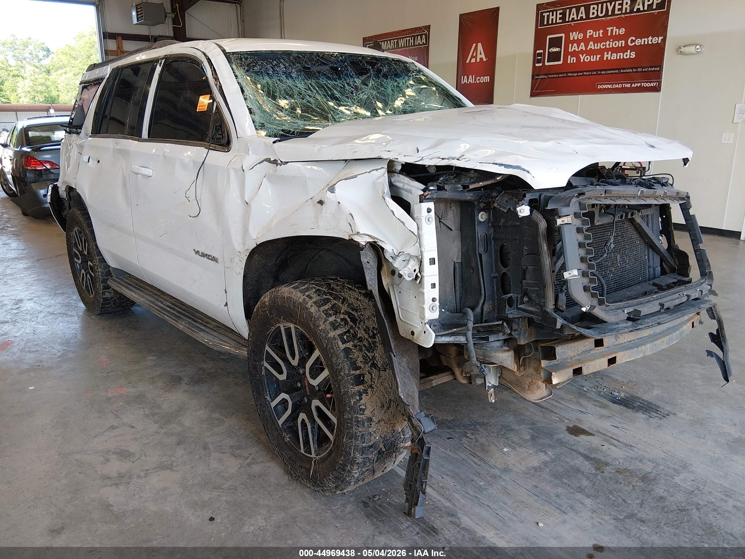 2015 Gmc Yukon Sle White vin: 1GKS2AKC8FR177209