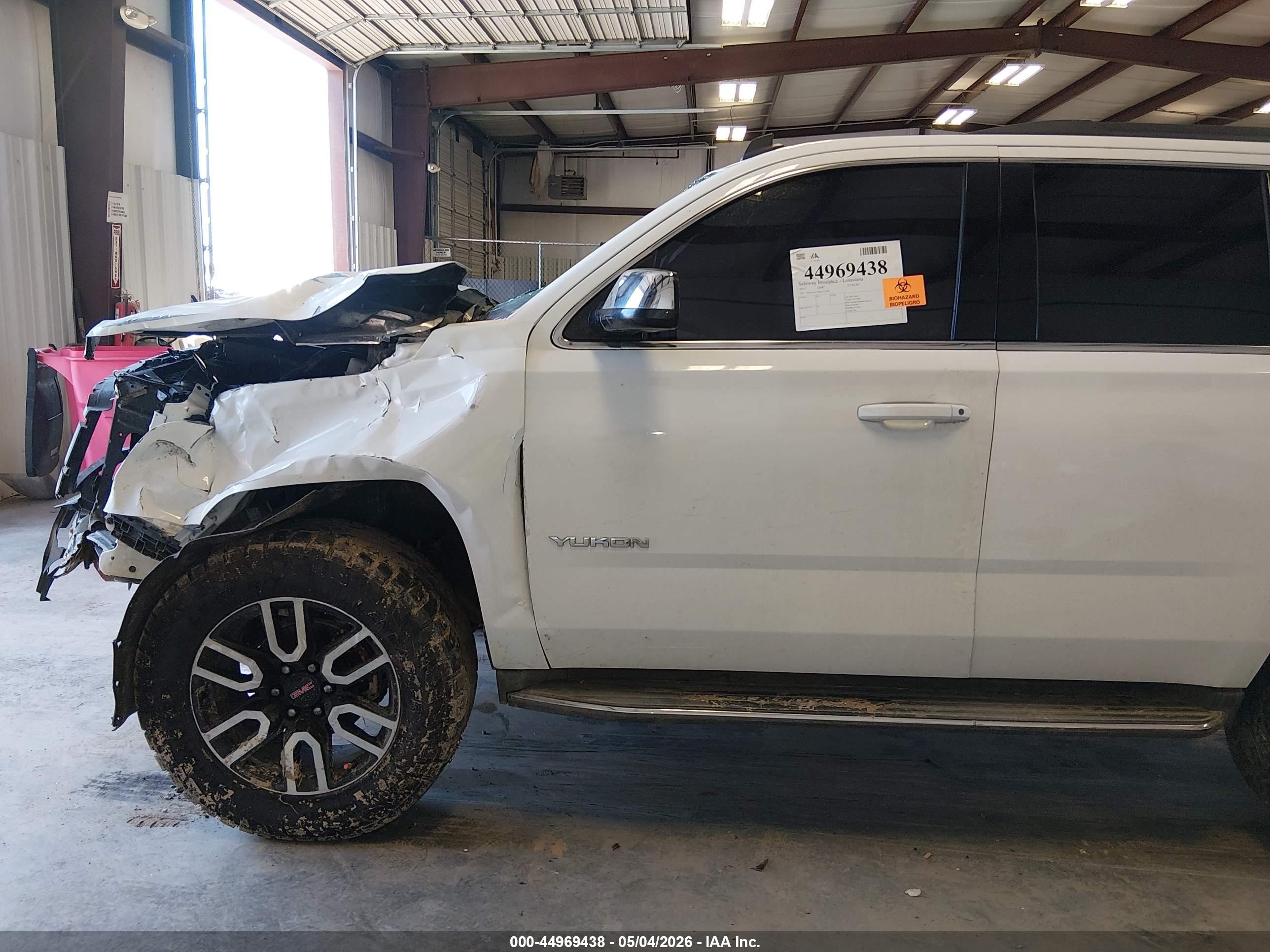2015 Gmc Yukon Sle White vin: 1GKS2AKC8FR177209
