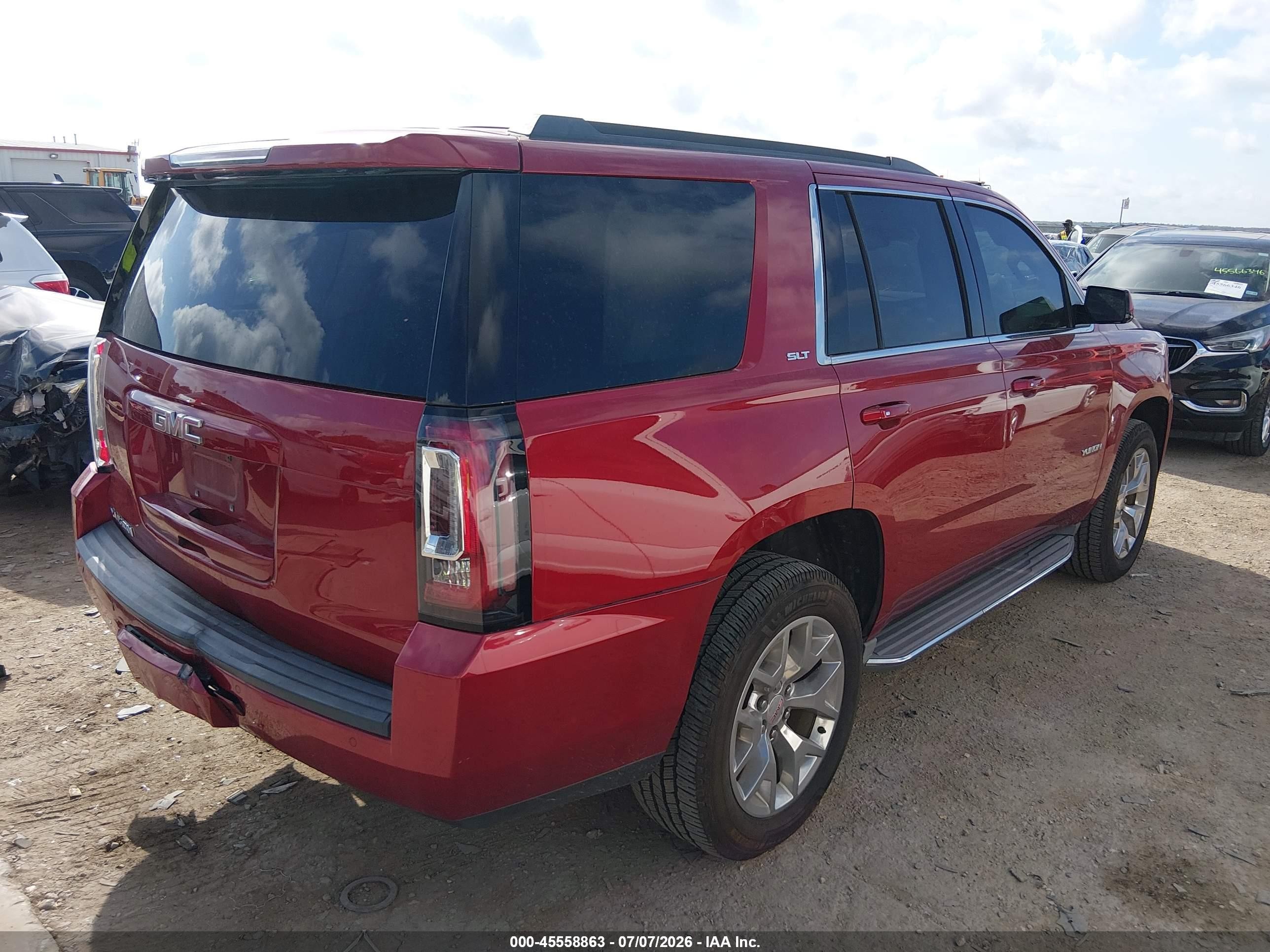 2015 Gmc Yukon Slt Red vin: 1GKS2BKC0FR111825