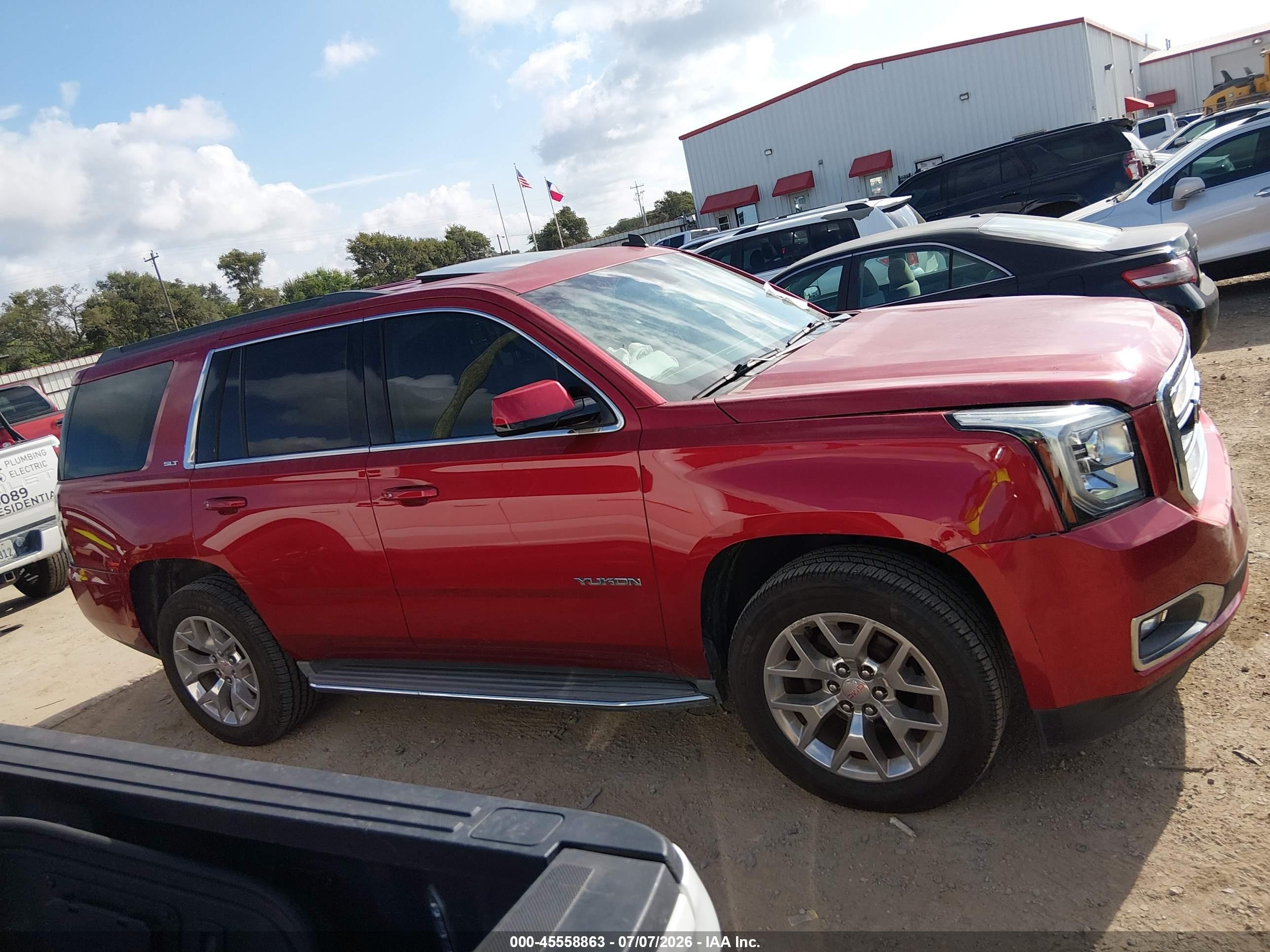 2015 Gmc Yukon Slt Red vin: 1GKS2BKC0FR111825