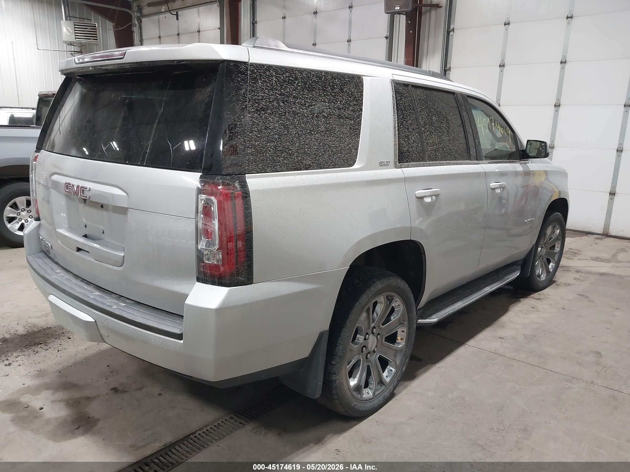 2015 Gmc Yukon Slt Silver vin: 1GKS2BKC0FR599092