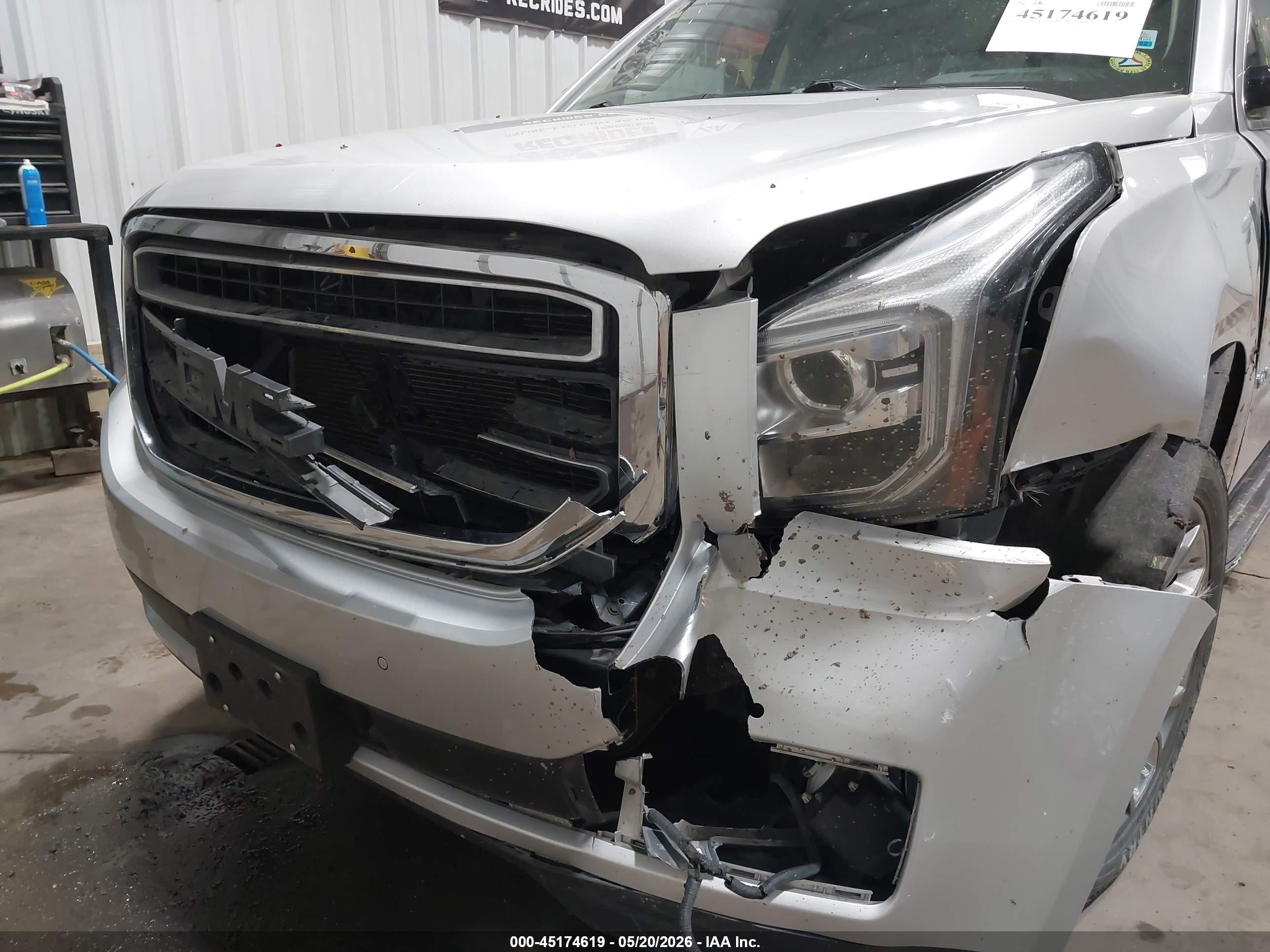 2015 Gmc Yukon Slt Silver vin: 1GKS2BKC0FR599092