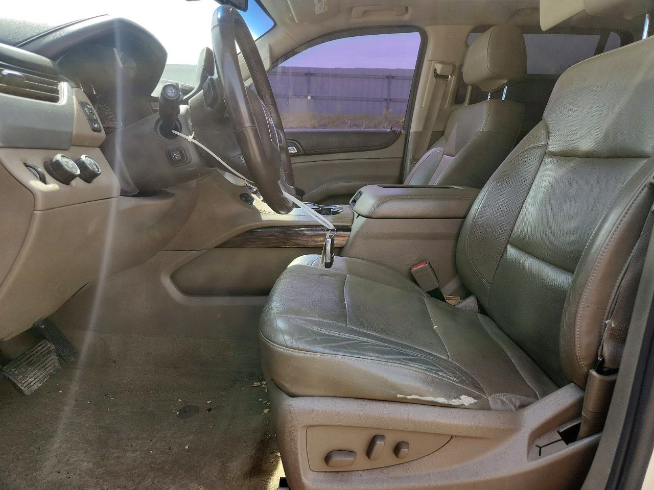2015 Gmc Yukon Slt White vin: 1GKS2BKC1FR110697