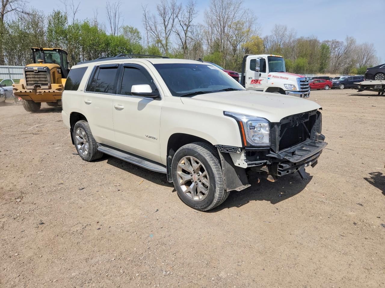 2015 Gmc Yukon Slt White vin: 1GKS2BKC1FR110697