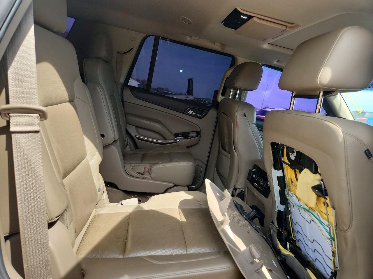 2015 Gmc Yukon Slt White vin: 1GKS2BKC1FR110697