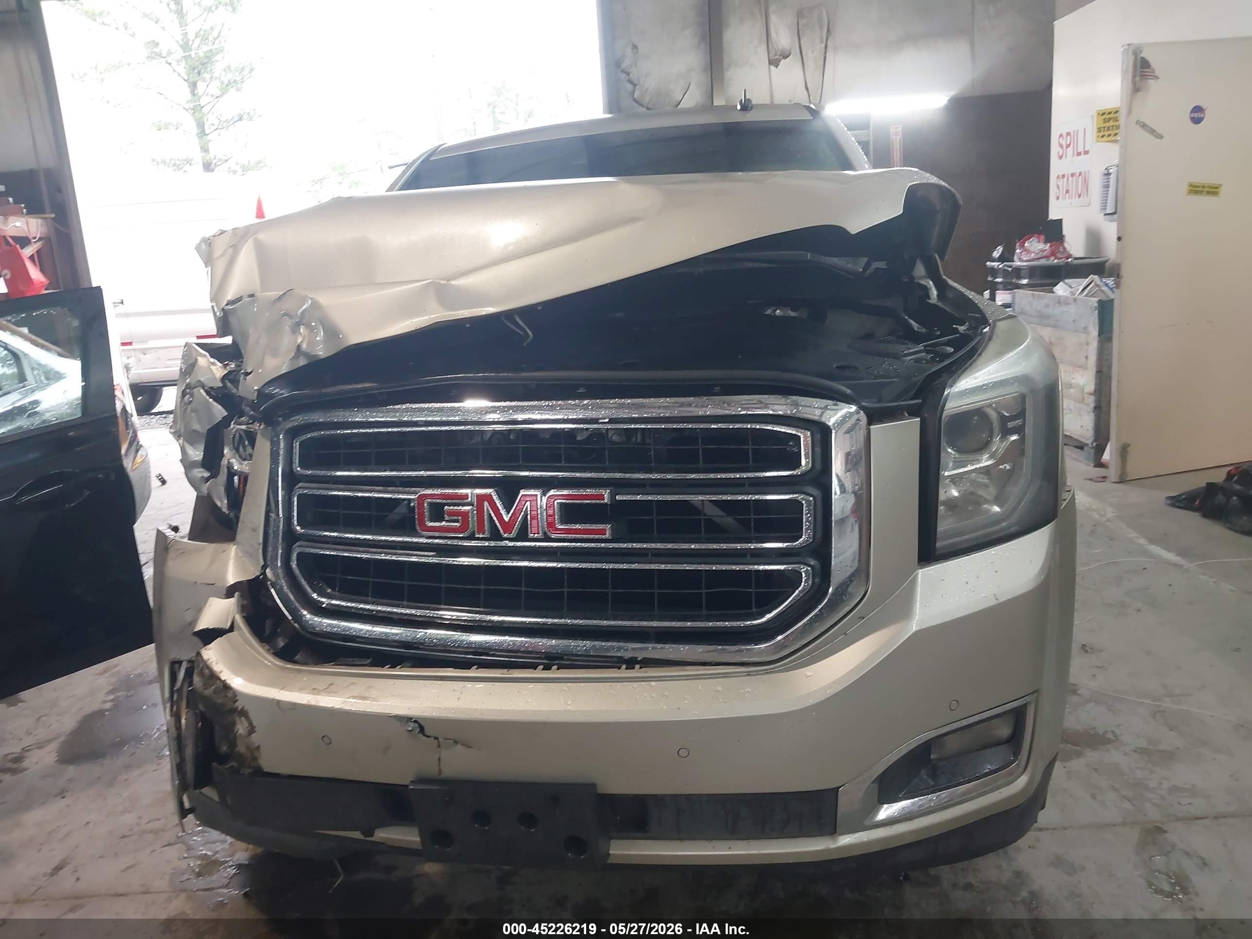 2015 Gmc Yukon Slt Gold vin: 1GKS2BKC2FR267526