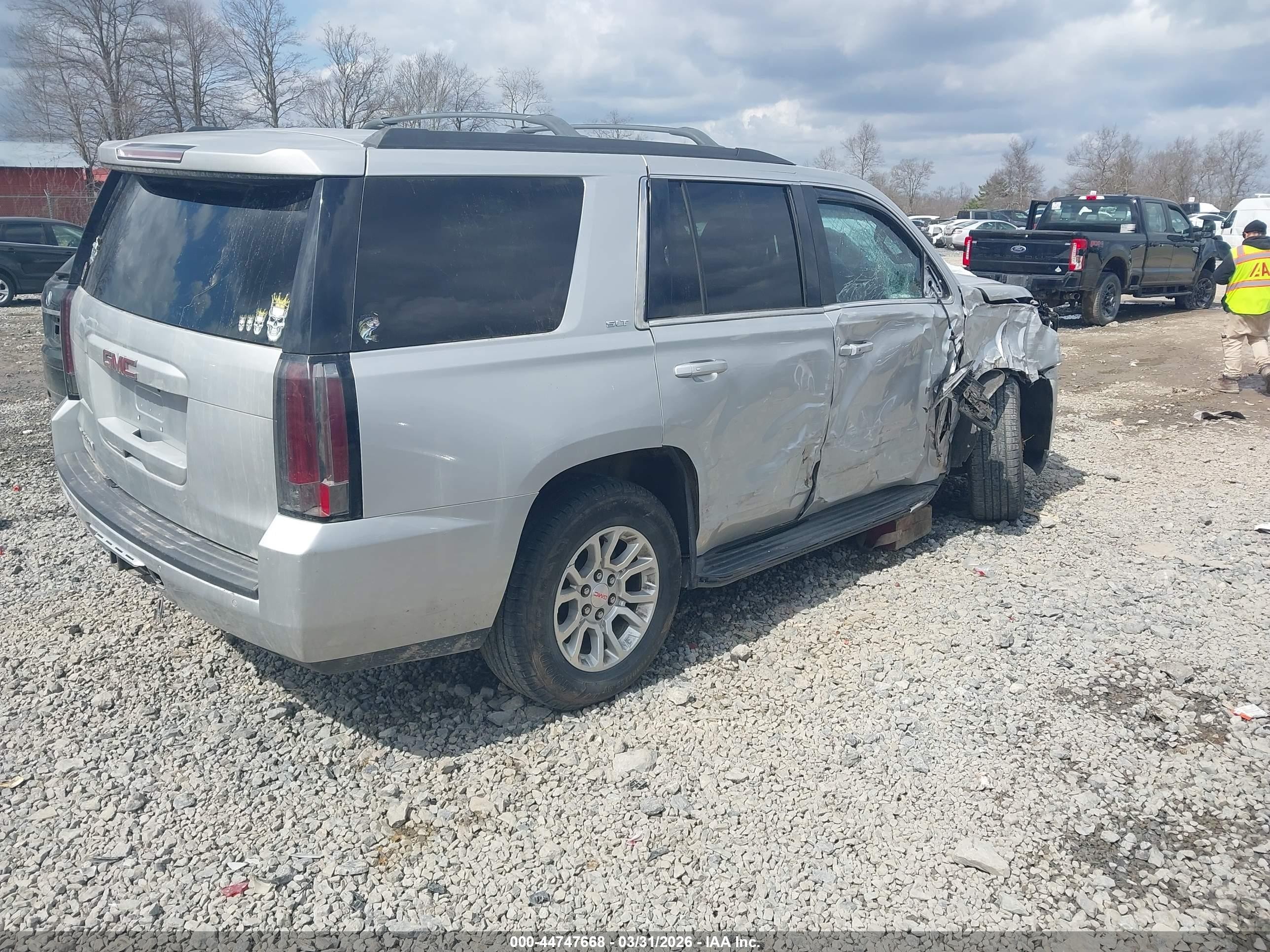 2015 Gmc Yukon Slt Silver vin: 1GKS2BKC2FR268224