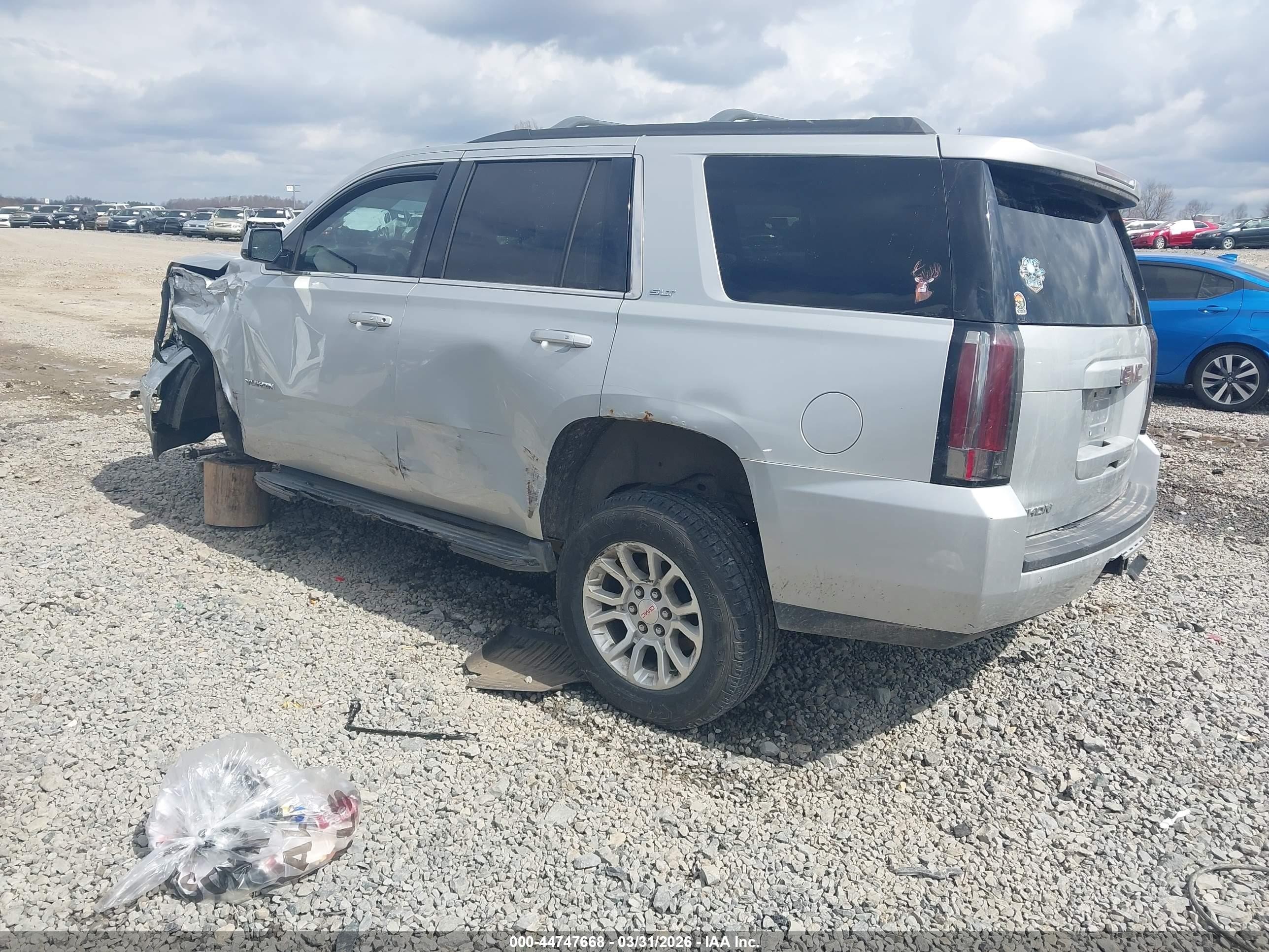 2015 Gmc Yukon Slt Silver vin: 1GKS2BKC2FR268224