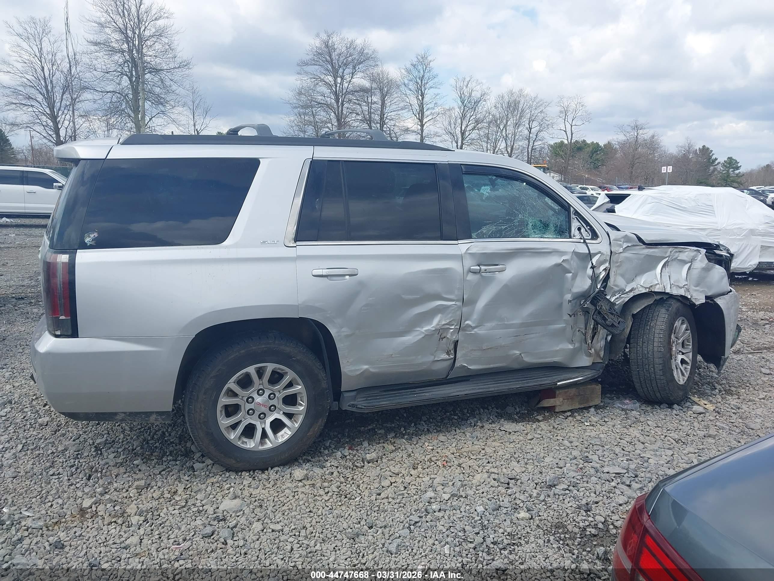 2015 Gmc Yukon Slt Silver vin: 1GKS2BKC2FR268224