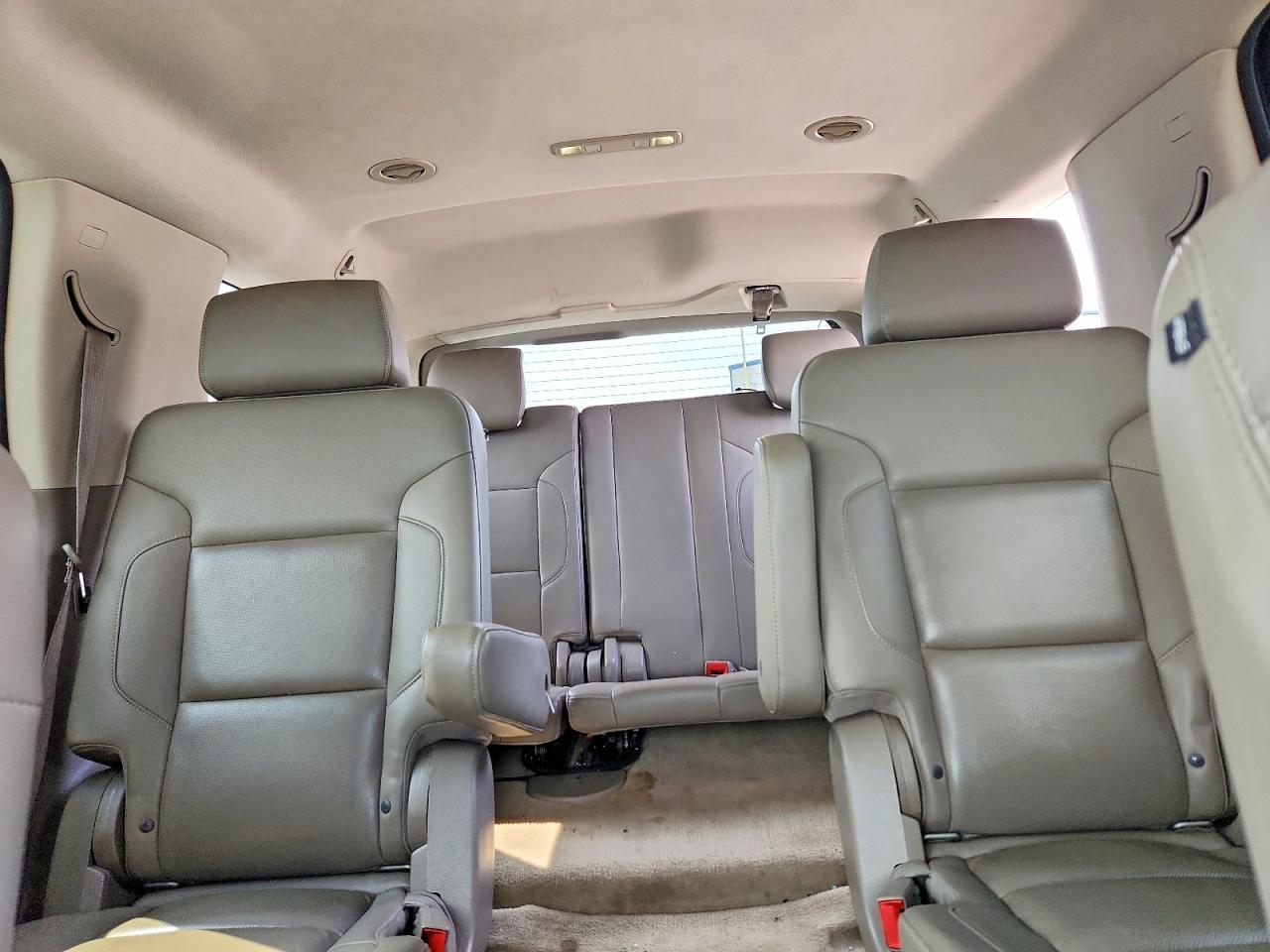 2015 Gmc Yukon Slt White vin: 1GKS2BKC3FR133270