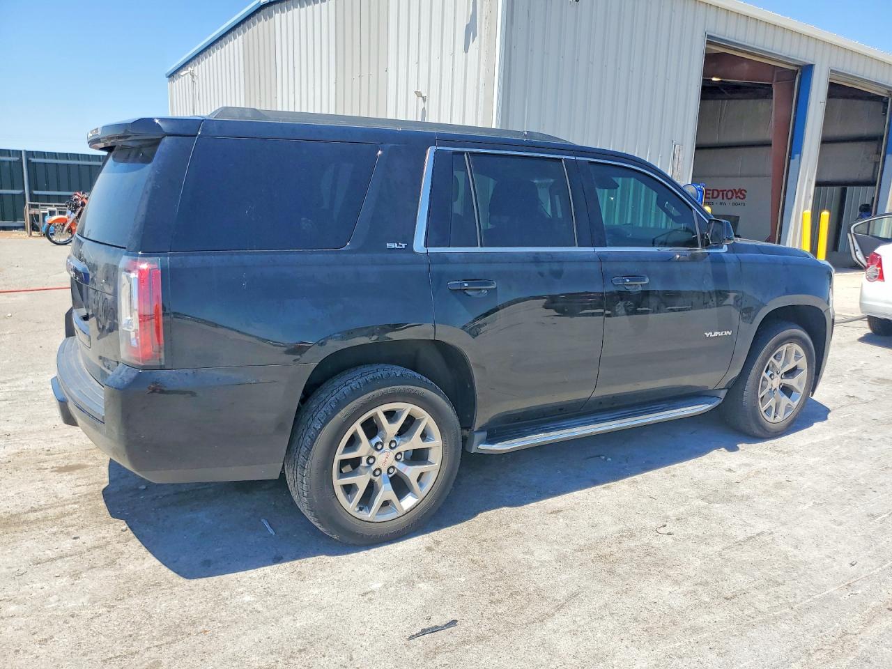 2015 Gmc Yukon Slt Black vin: 1GKS2BKC3FR679860