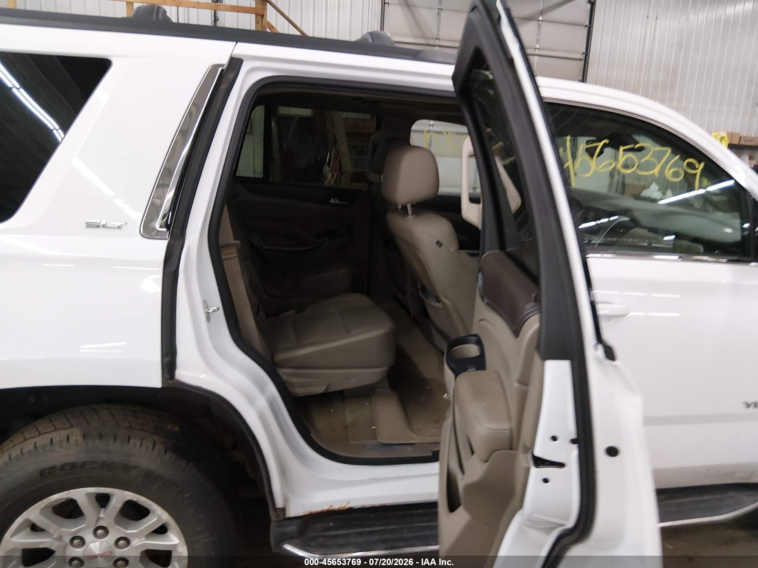 2015 Gmc Yukon Slt White vin: 1GKS2BKC4FR683190