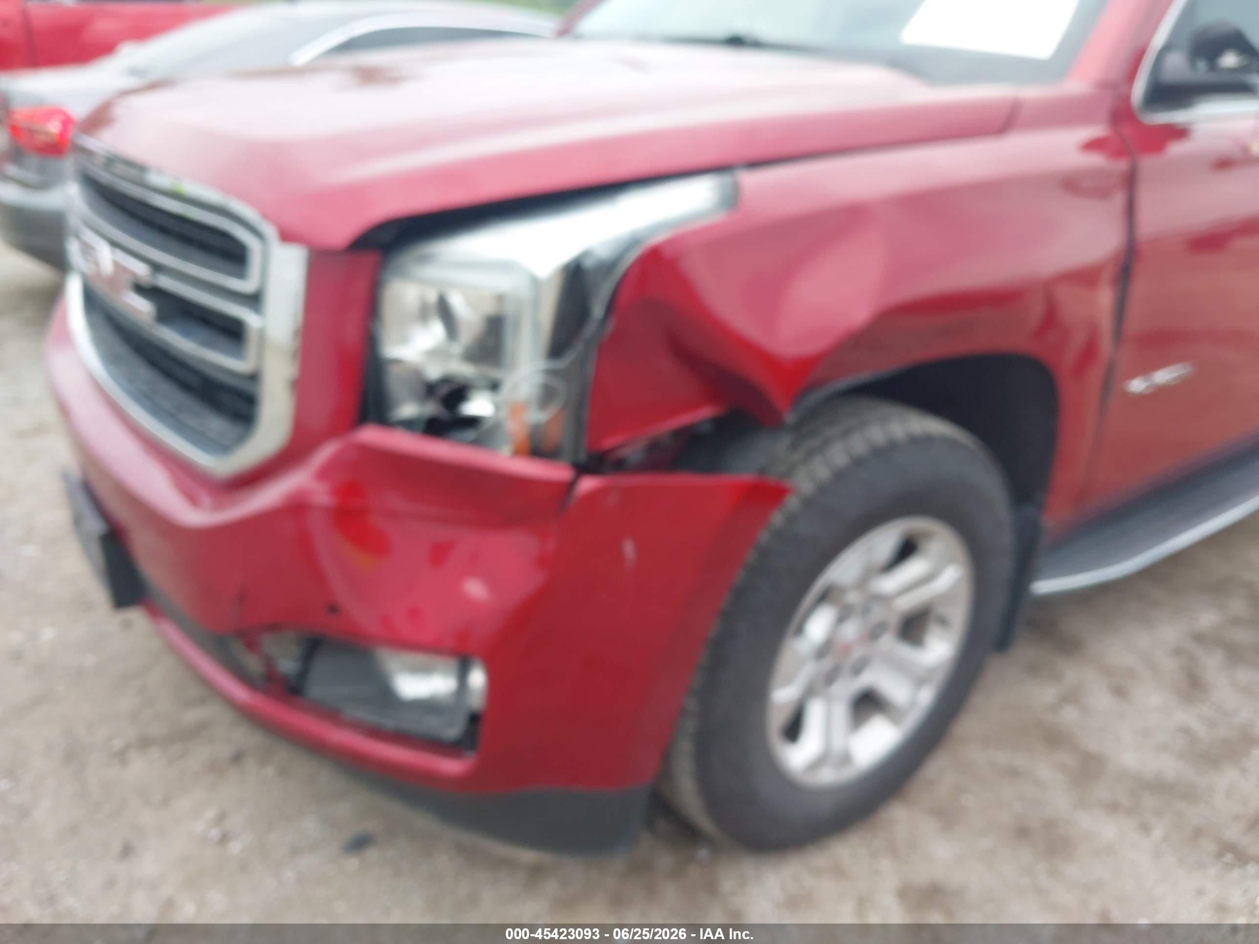 2015 Gmc Yukon Slt Red vin: 1GKS2BKC4FR684971