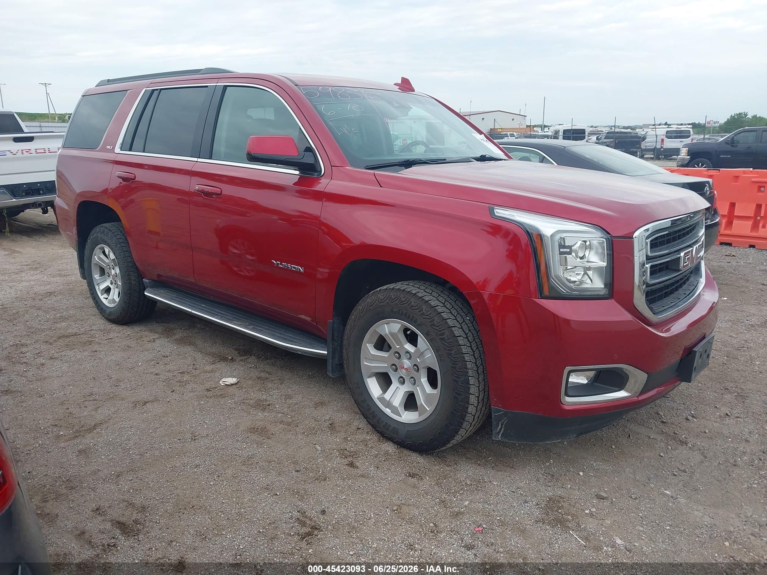 2015 Gmc Yukon Slt Красный vin: 1GKS2BKC4FR684971