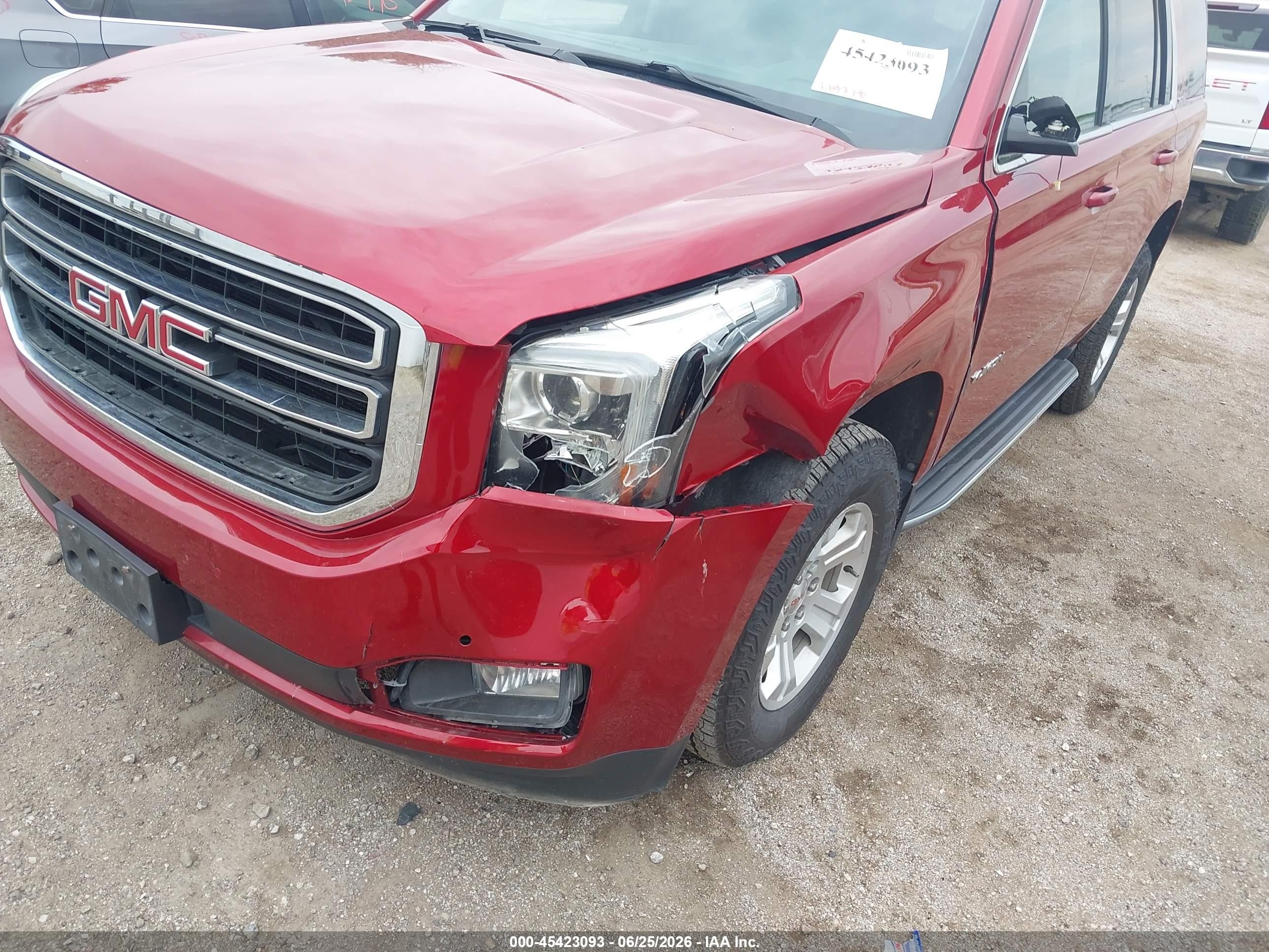 2015 Gmc Yukon Slt Red vin: 1GKS2BKC4FR684971