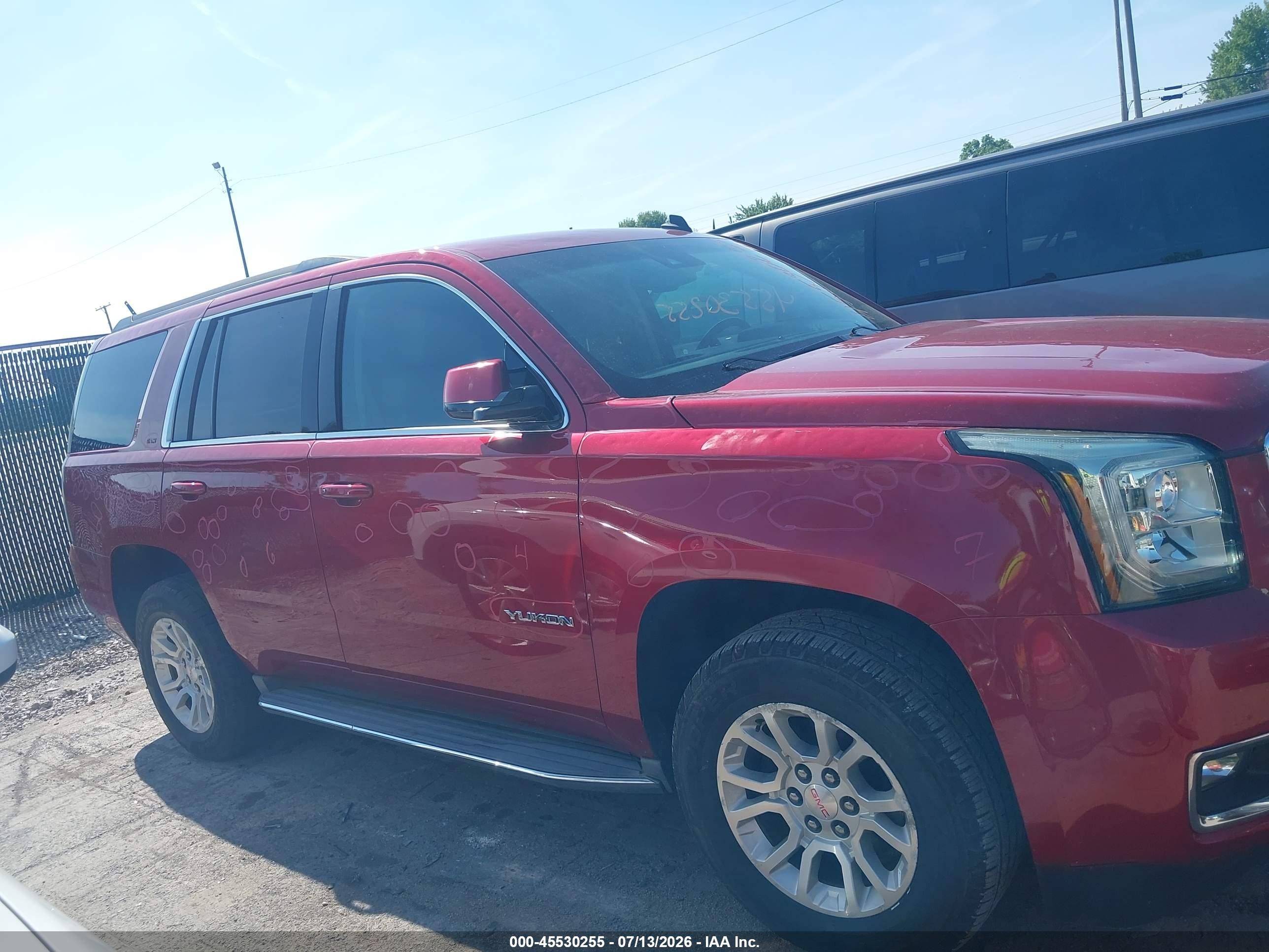 2015 Gmc Yukon Slt Red vin: 1GKS2BKC5FR135098