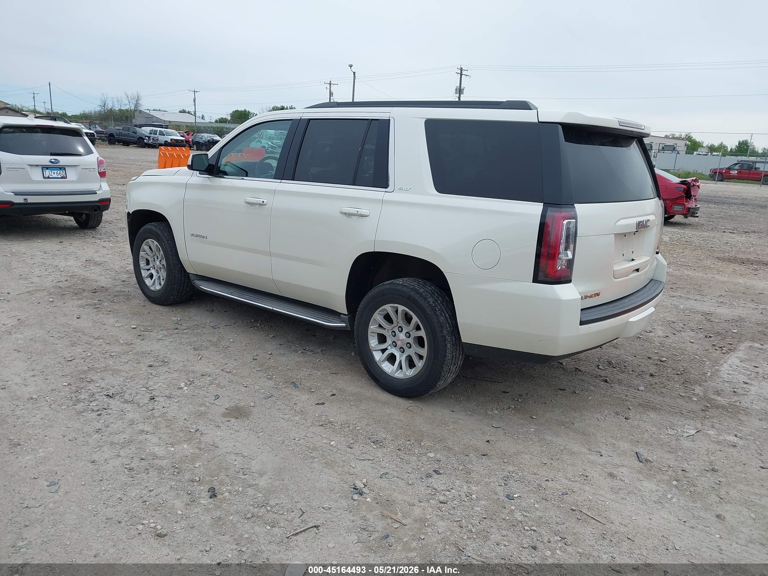 2015 Gmc Yukon Slt Белый vin: 1GKS2BKC5FR140303