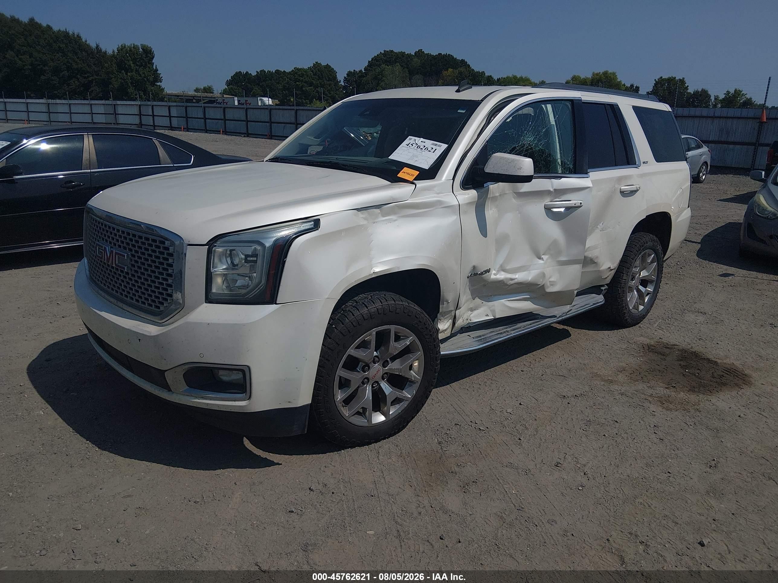 2015 Gmc Yukon Slt White vin: 1GKS2BKC7FR178289