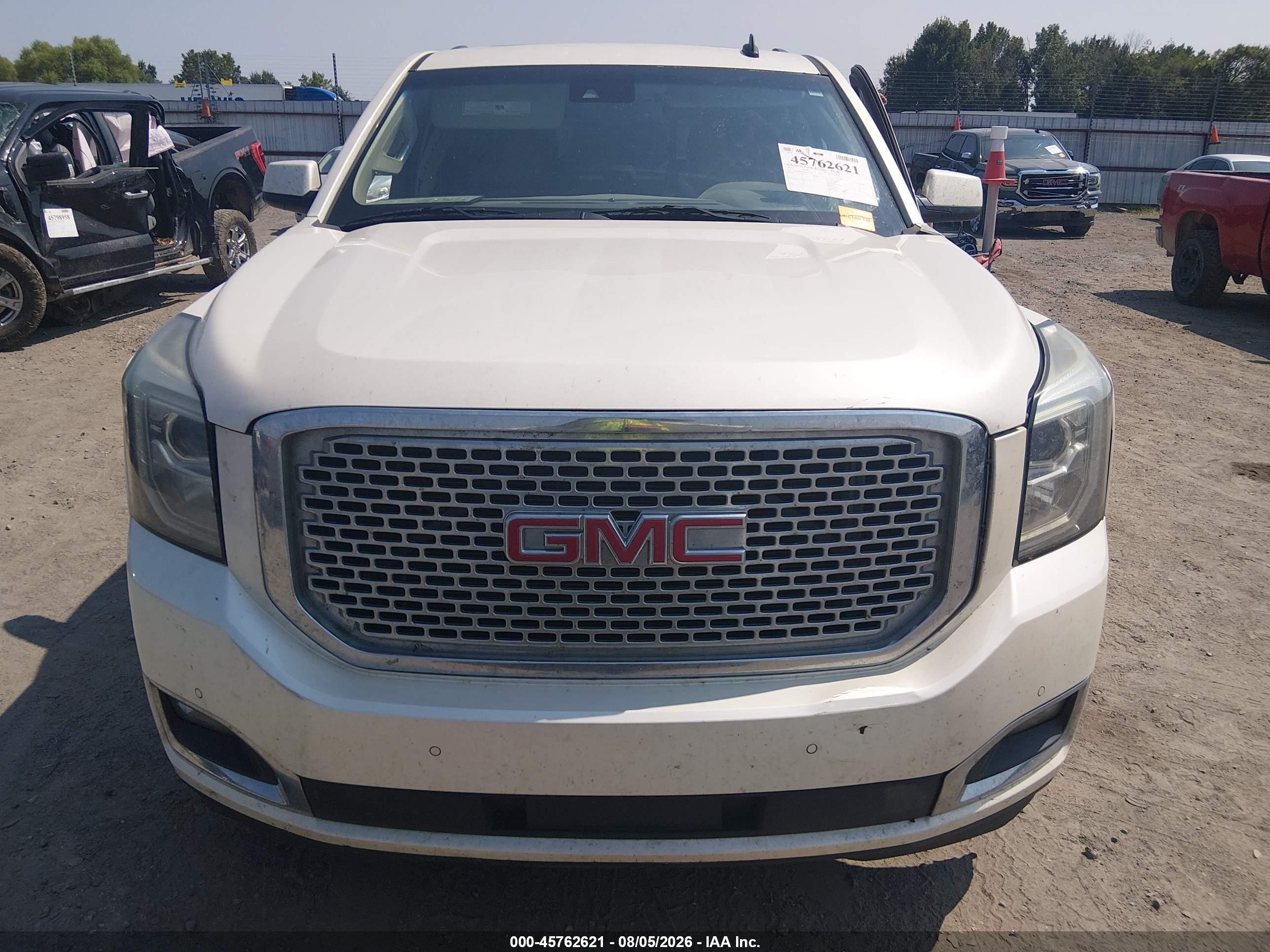 2015 Gmc Yukon Slt White vin: 1GKS2BKC7FR178289